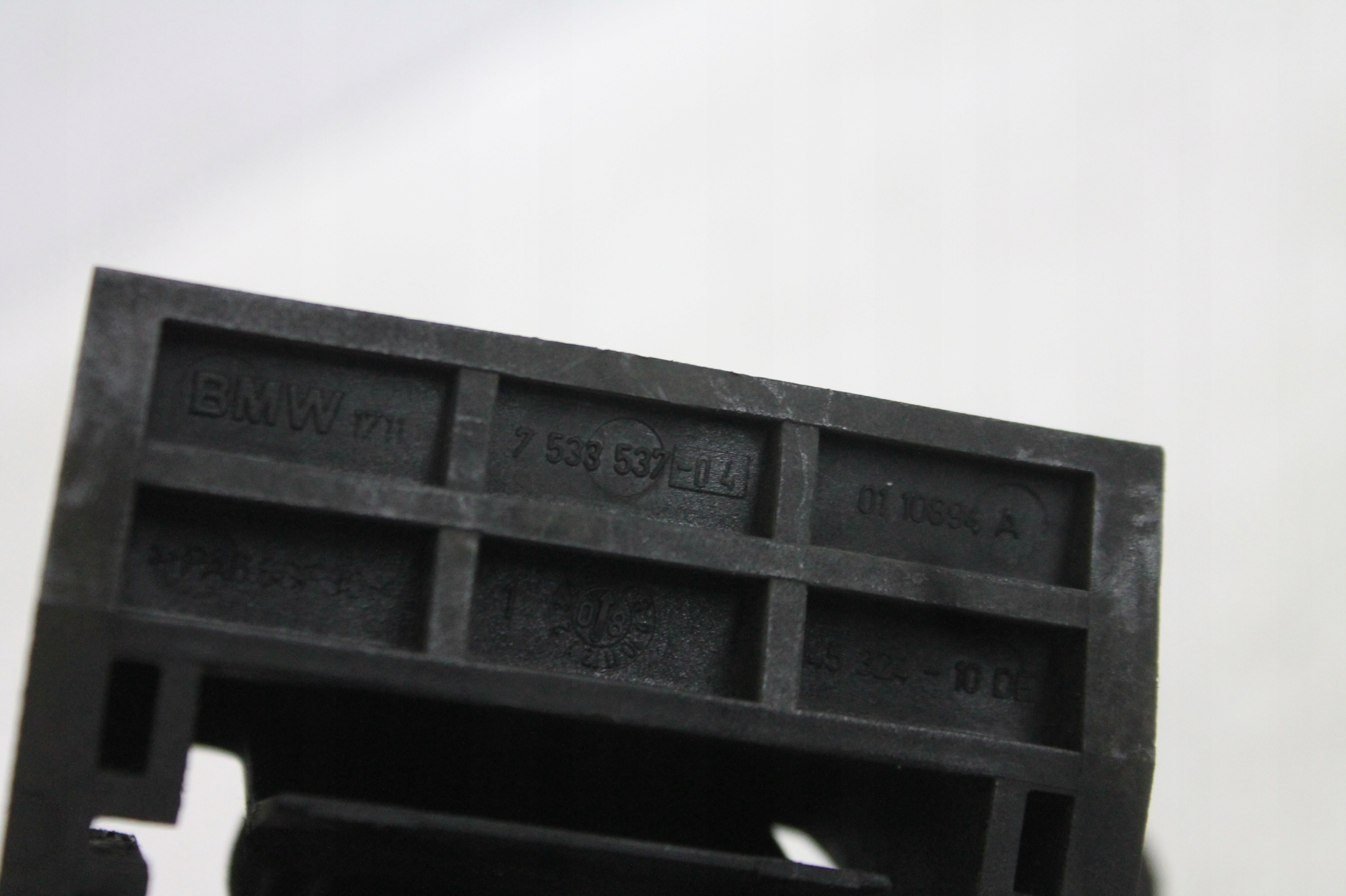 bracket radiator 7533537 BMW X5 E70 06-13