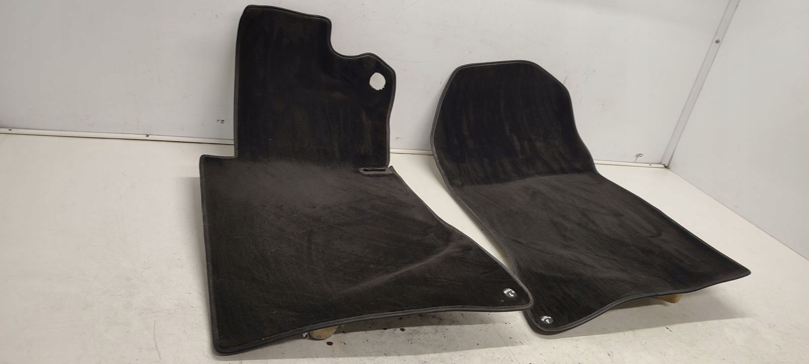 mats floor front front Mercedes W124 2,2b