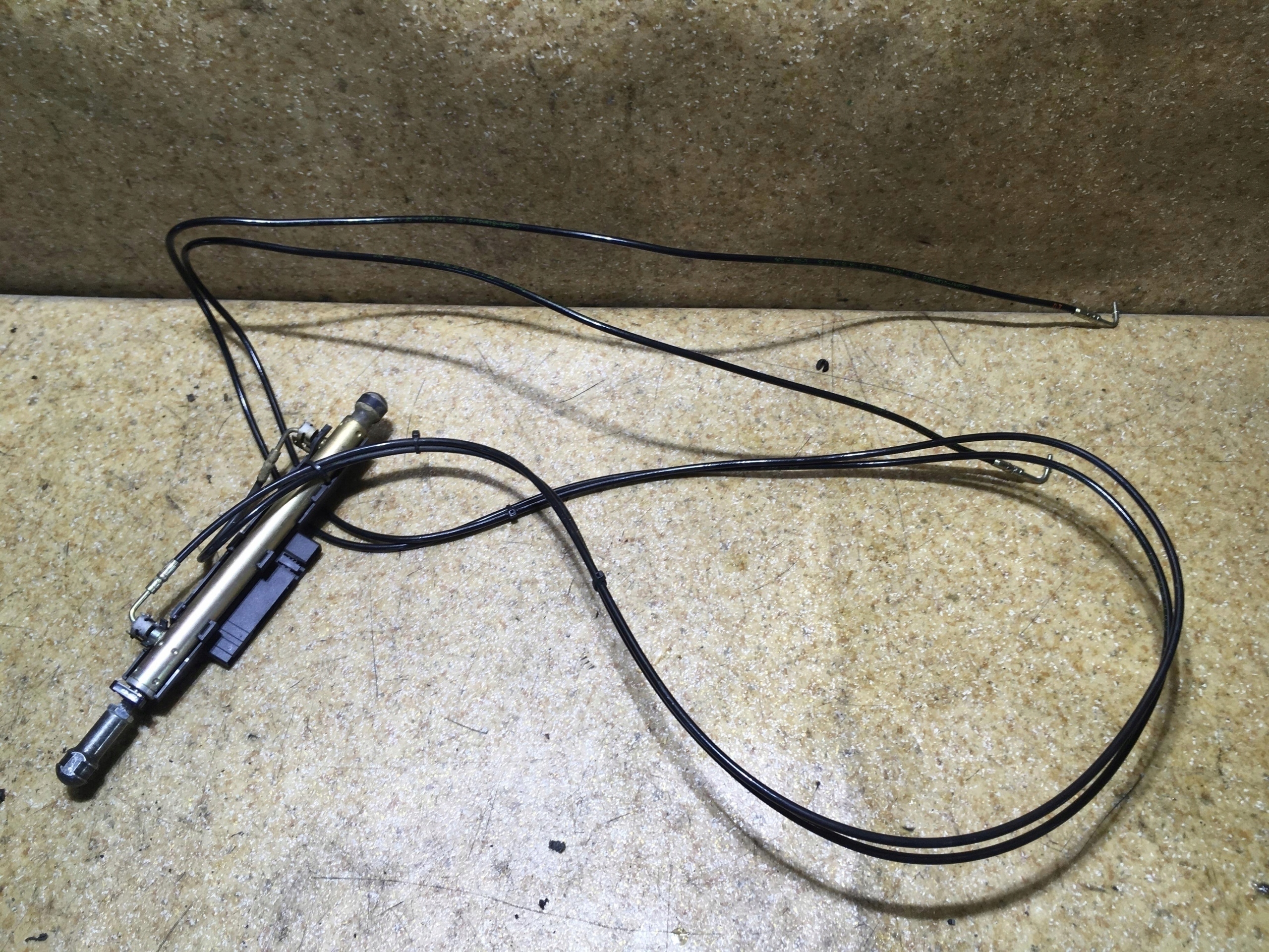 siłownik dach Mercedes R171 SLK