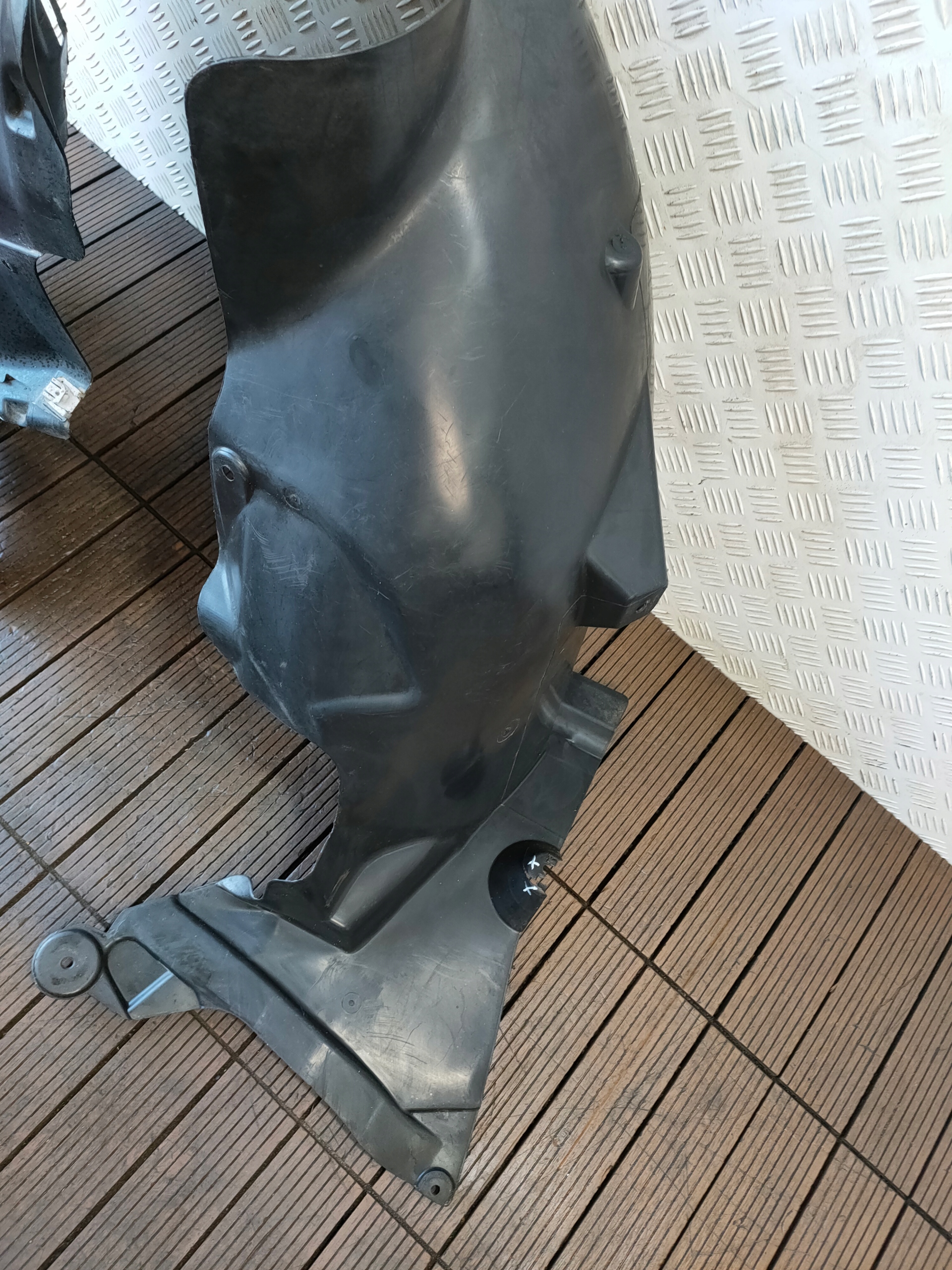 MERCEDES B-KLASA W246 11-17 mudguard front left front A2468840222 OE