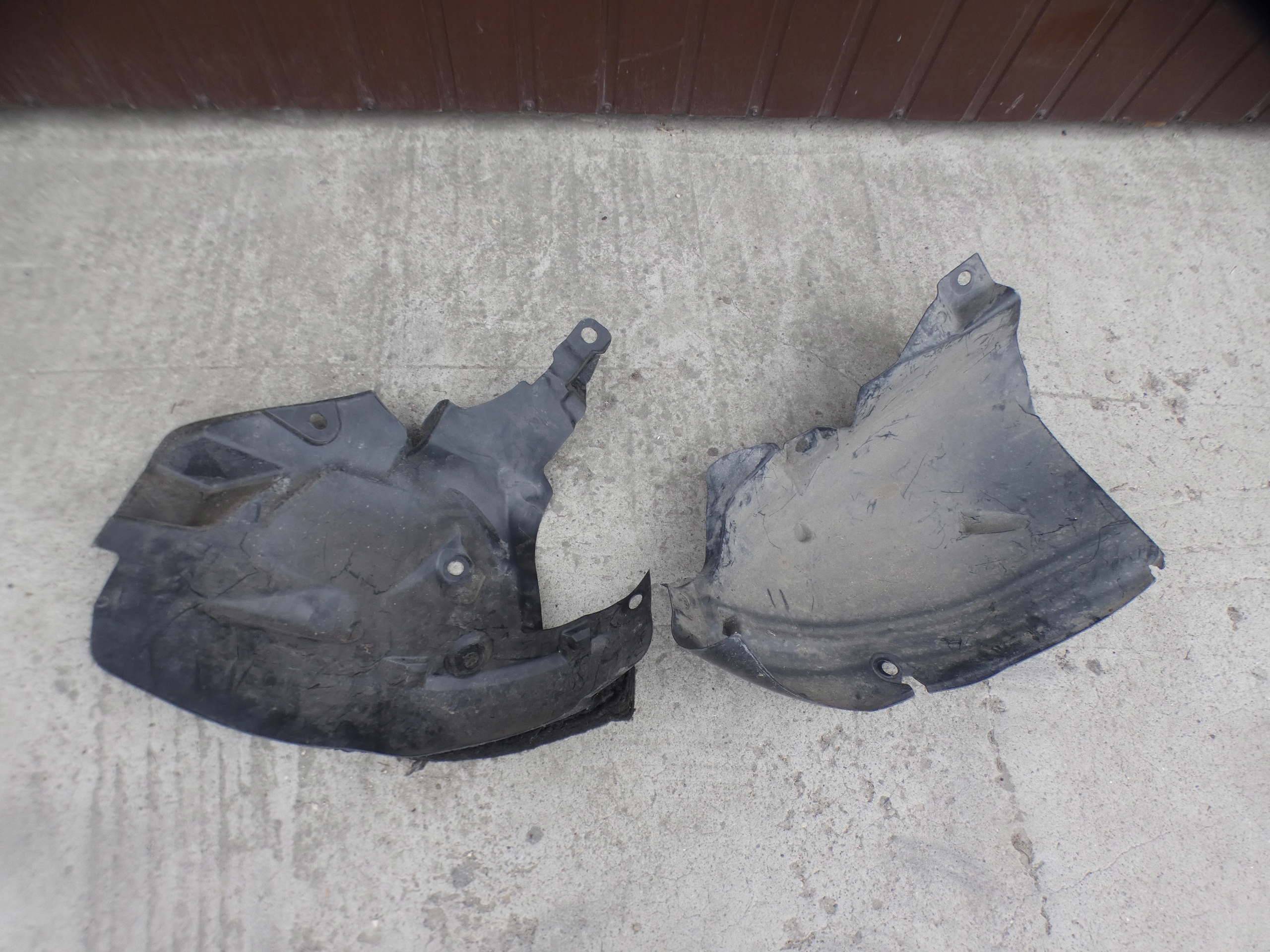 CLIO IV 12-20 638430833R mudguard left front front part 638458298R