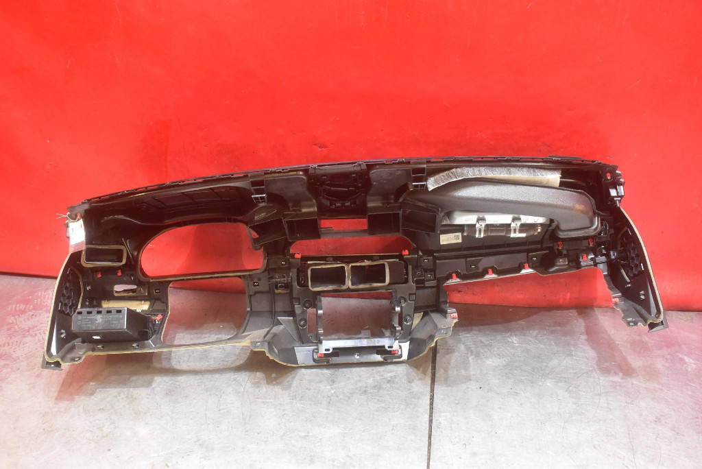 dashboard instrument panel console cockpit airbag UK BMW F10 09-13