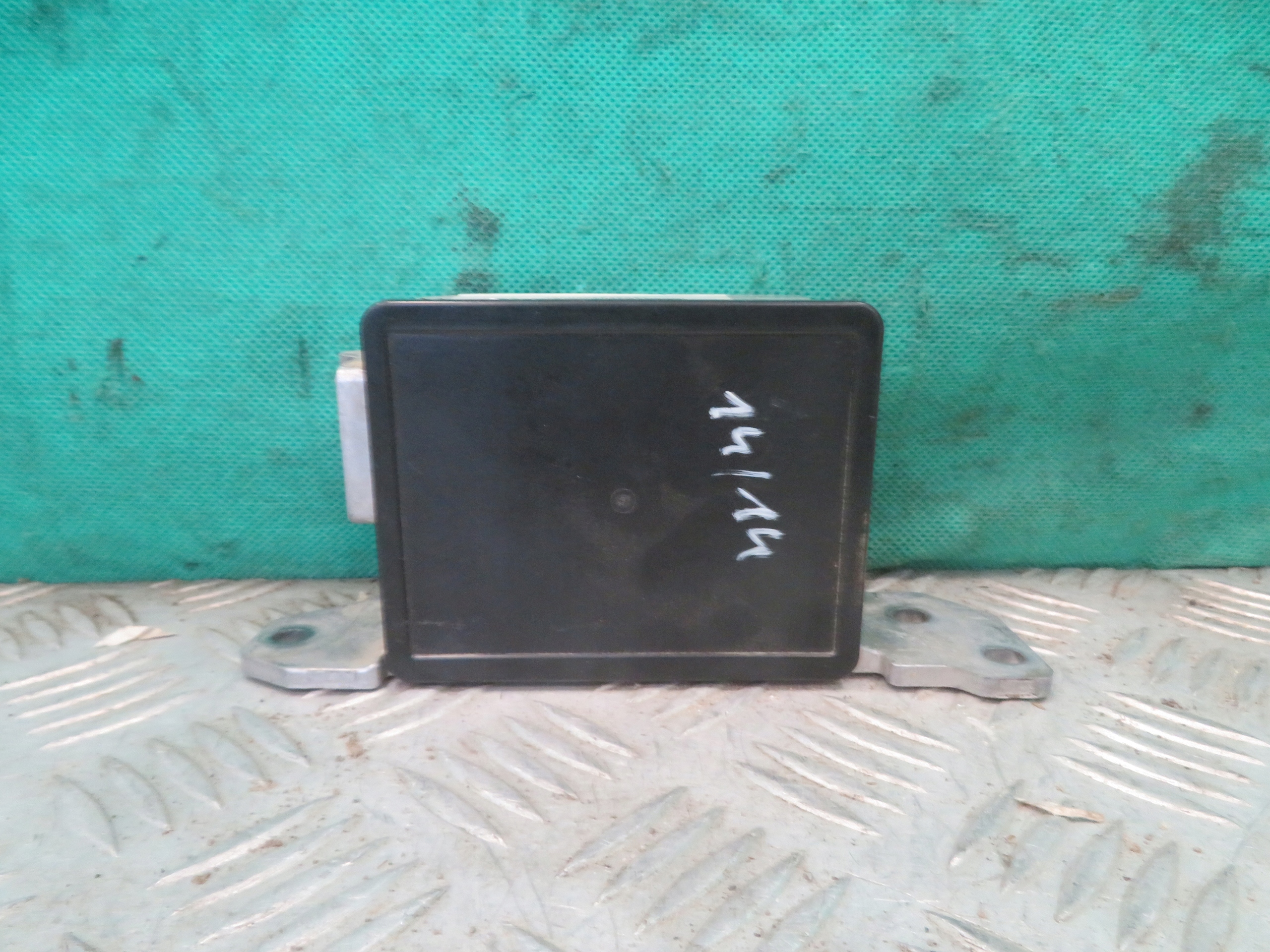 modulo SENSOR airbag airbag ISUZU 8975054330