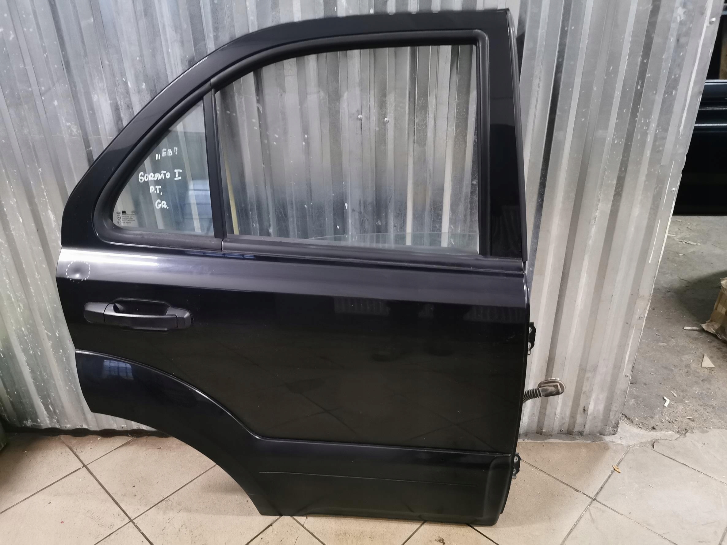 door right rear part complete KIA SORENTO and EB 02-09