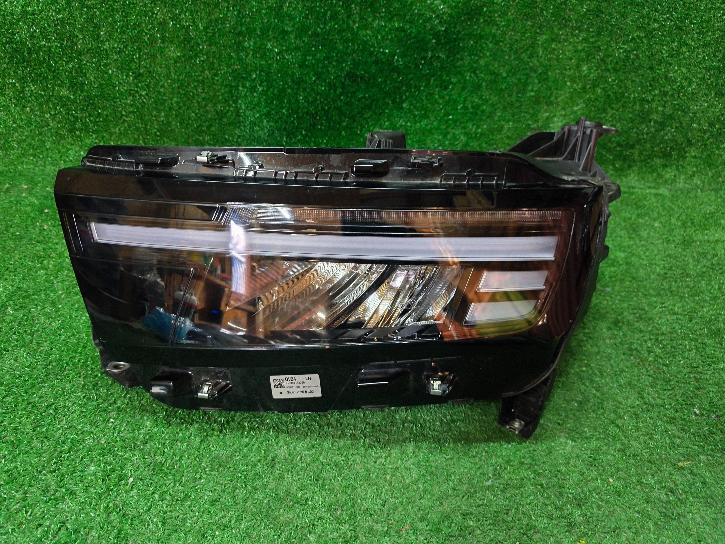 REFLEKTOR left front OPEL FRONTERA C 24- FULL LED NR.1639