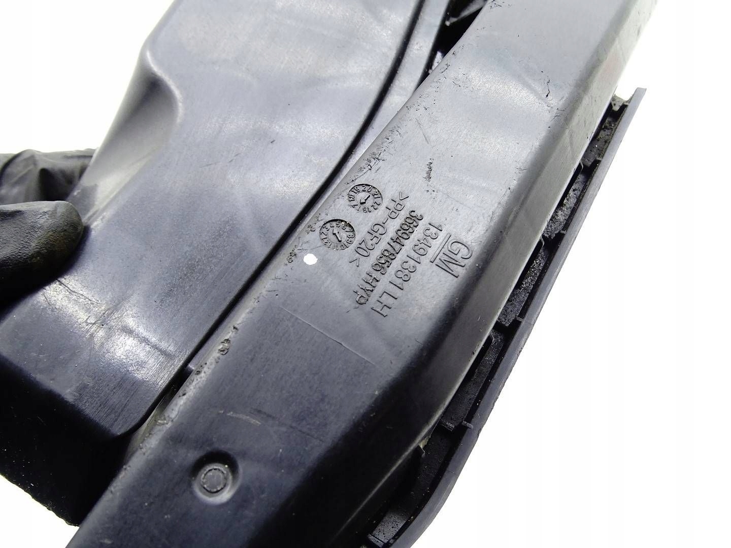 bumper bracket front left OPEL INSIGNIA B 13491381