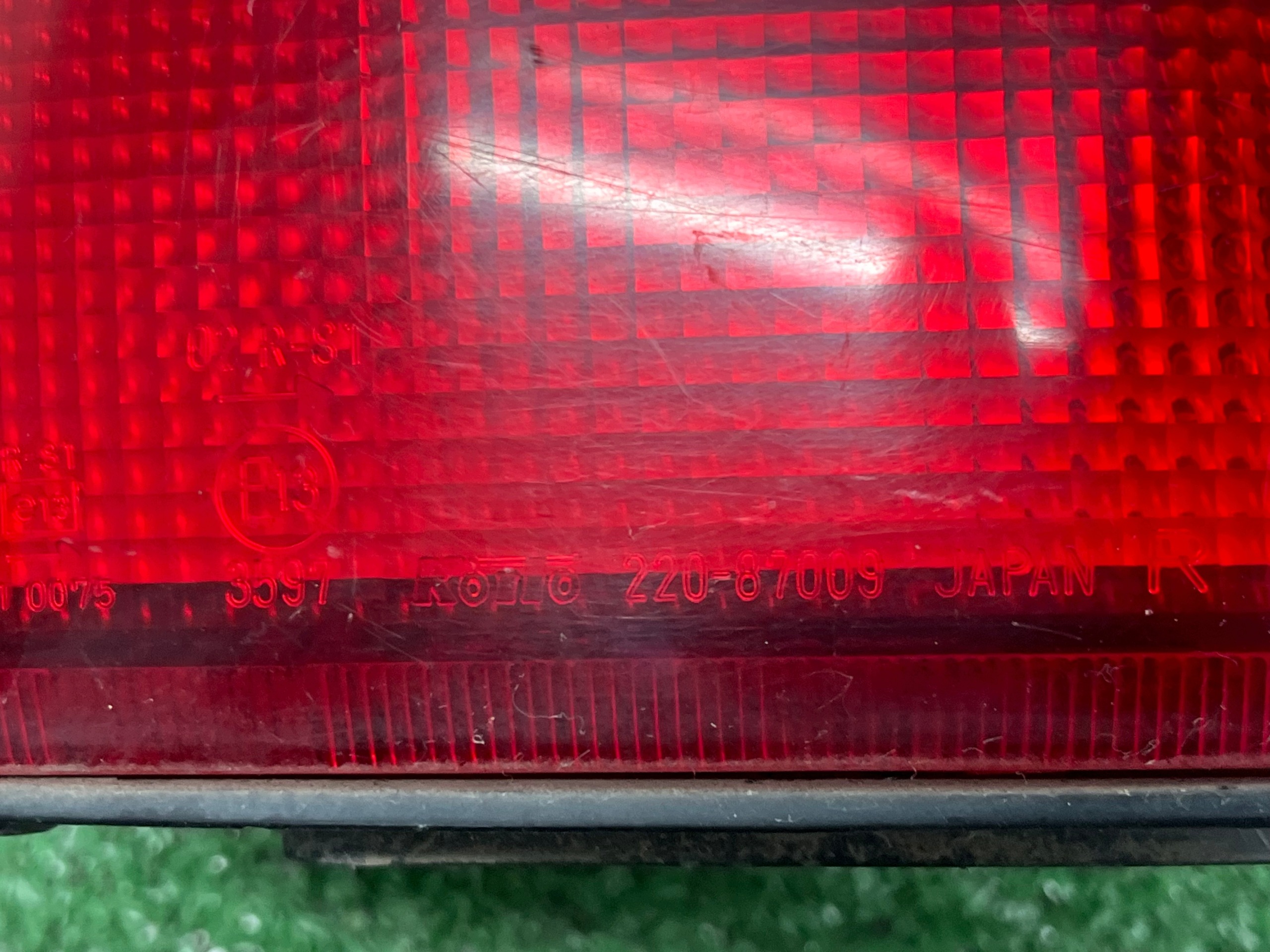 light right rear MITSUBISHI L 400