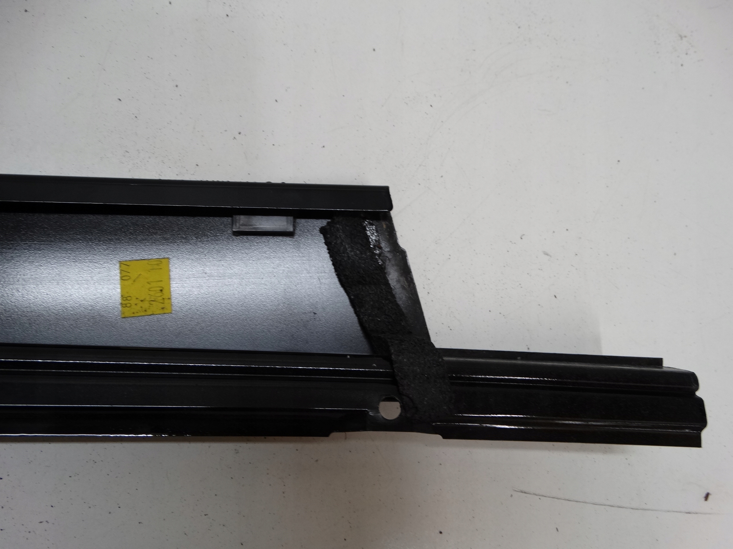 moulding pillar door right front RENAULT LAGUNA III