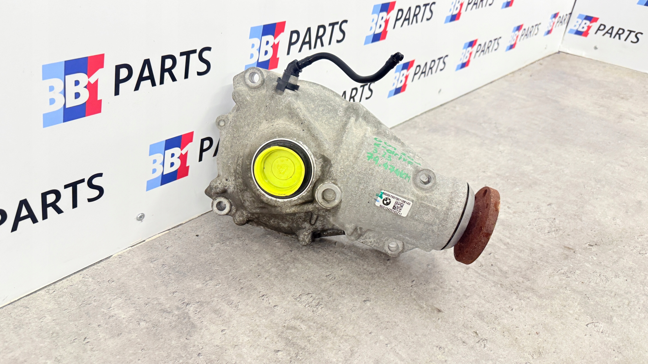 BMW G01 X3 G02 X4 diff differential front front 3.23 X-DRIVE 20D 8679979