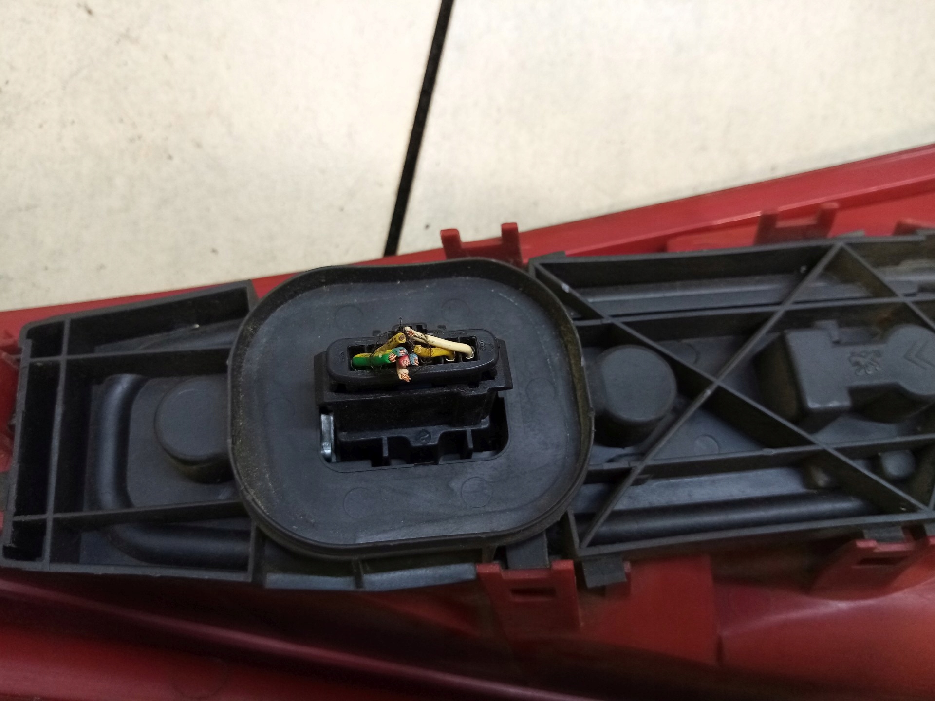 light left rear part CITROEN C3 and 1.4