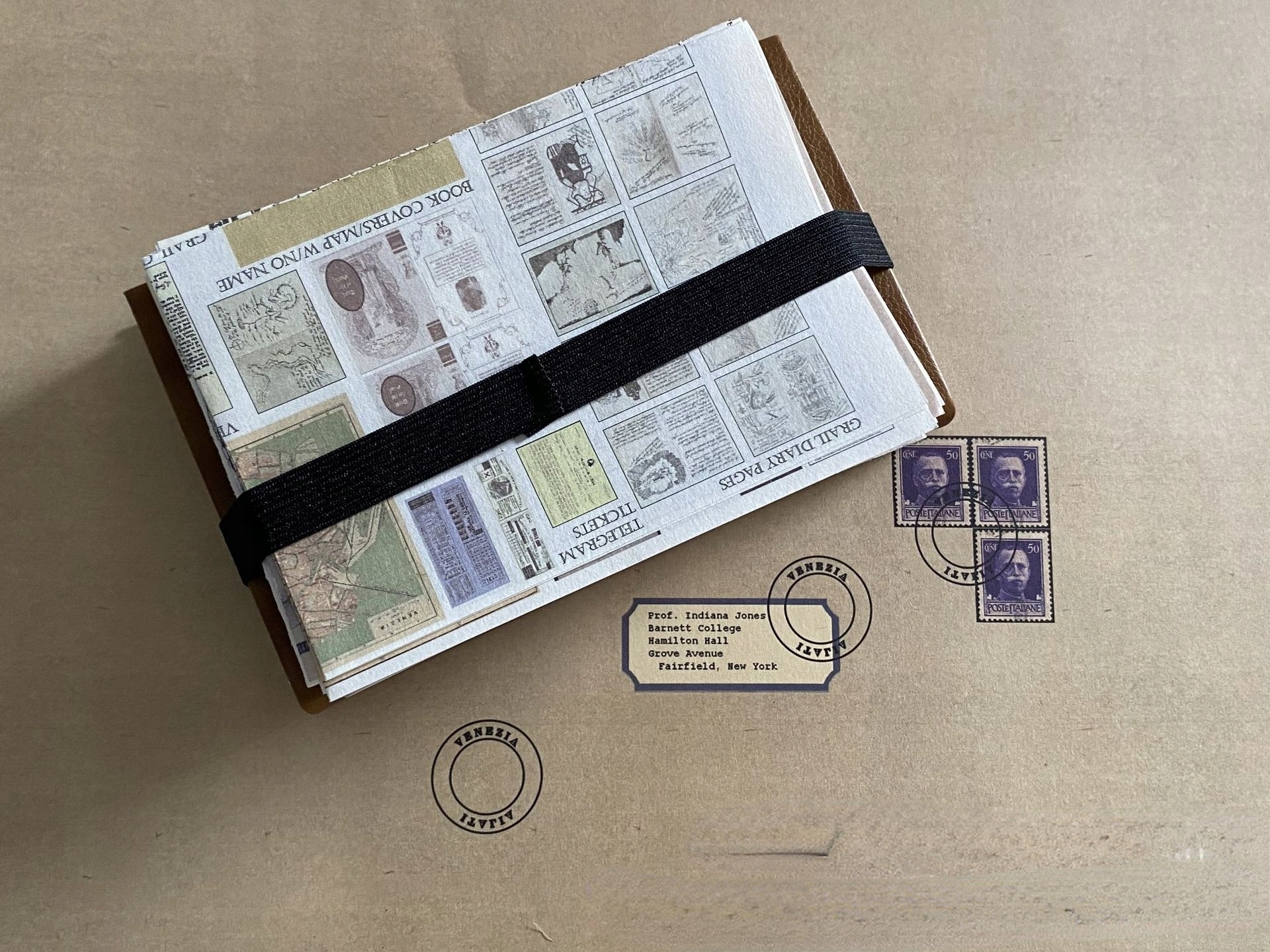 Indiana Jones Grail Diary Reproduction of props Kod producenta 4554223634151