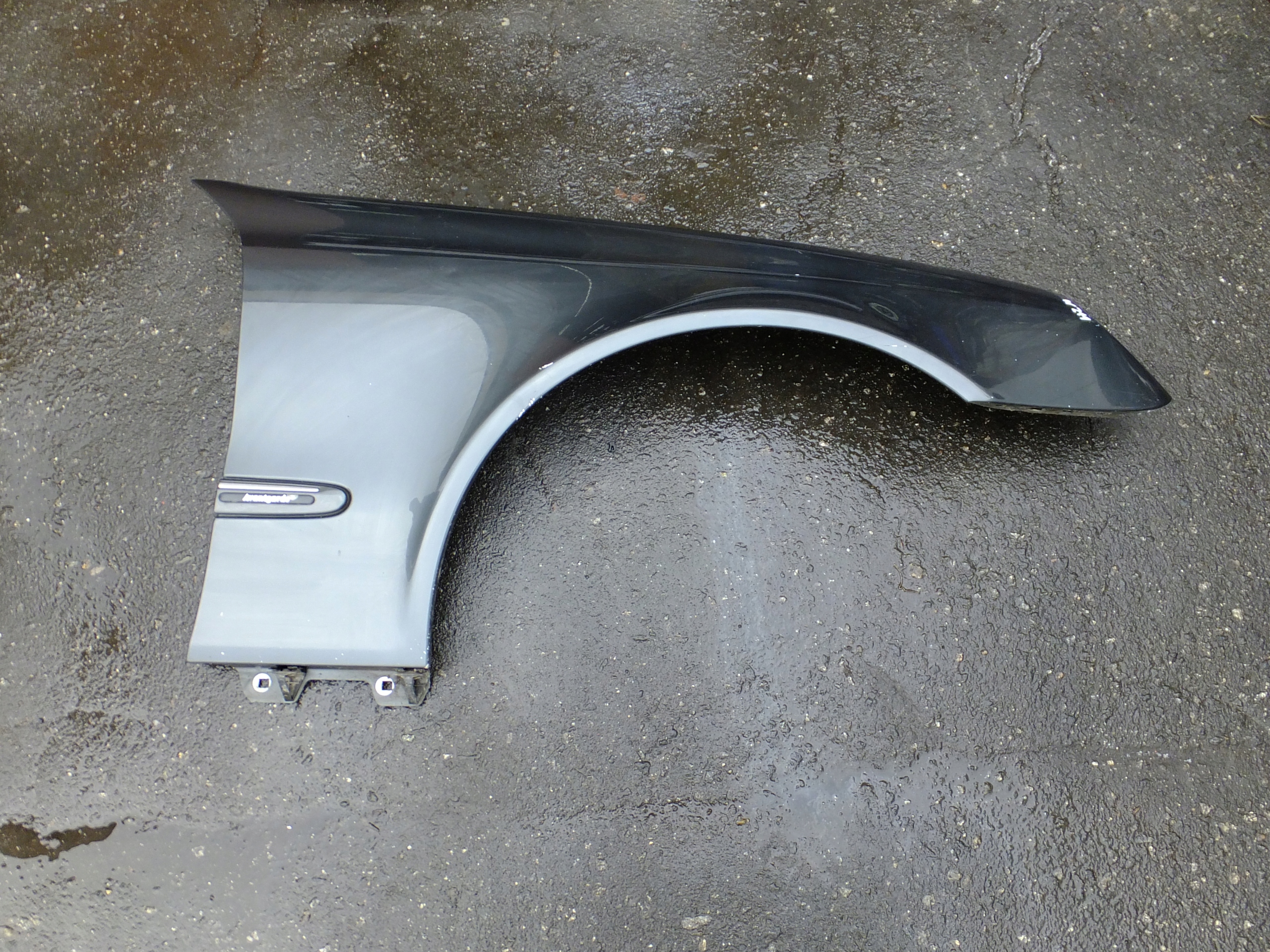 fender right front mercedes w211 2004r
