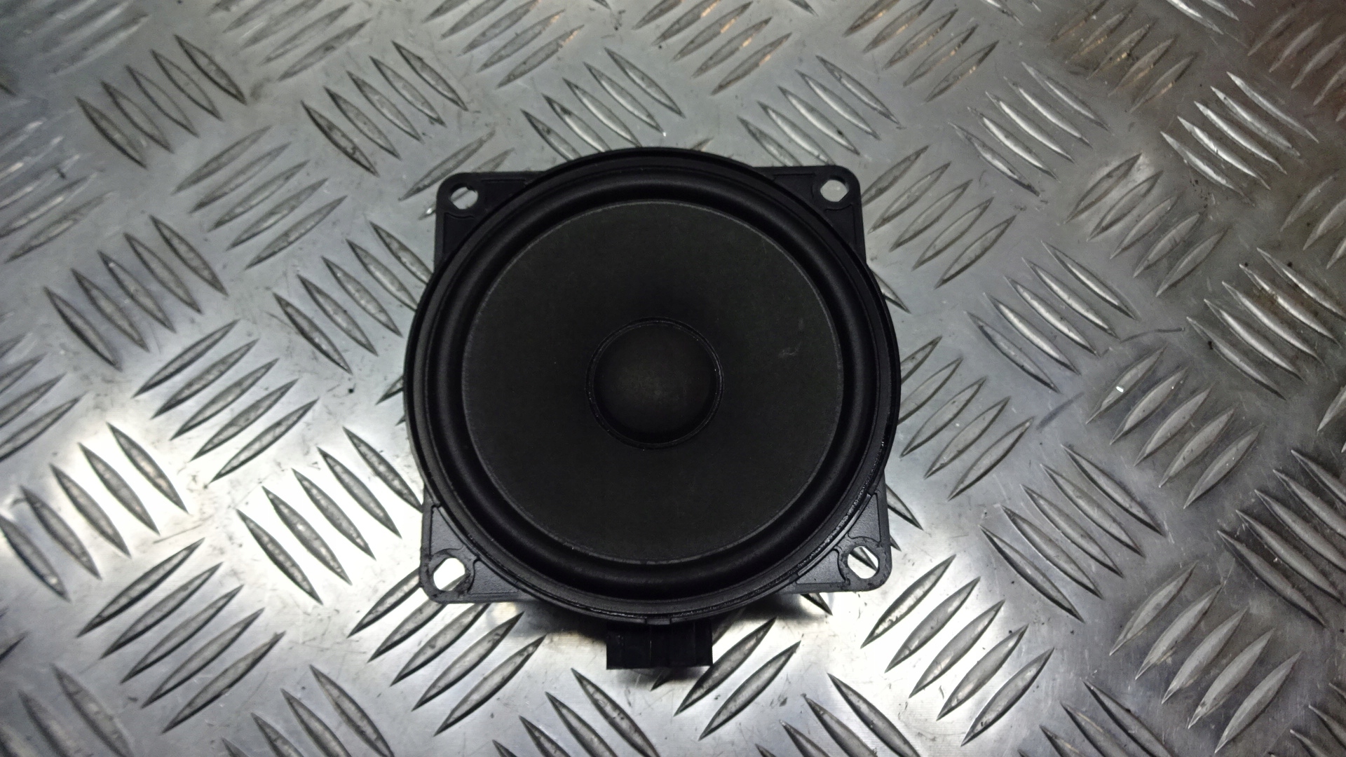 GŁOŚNIK VW JETTA V 1.9 TDI