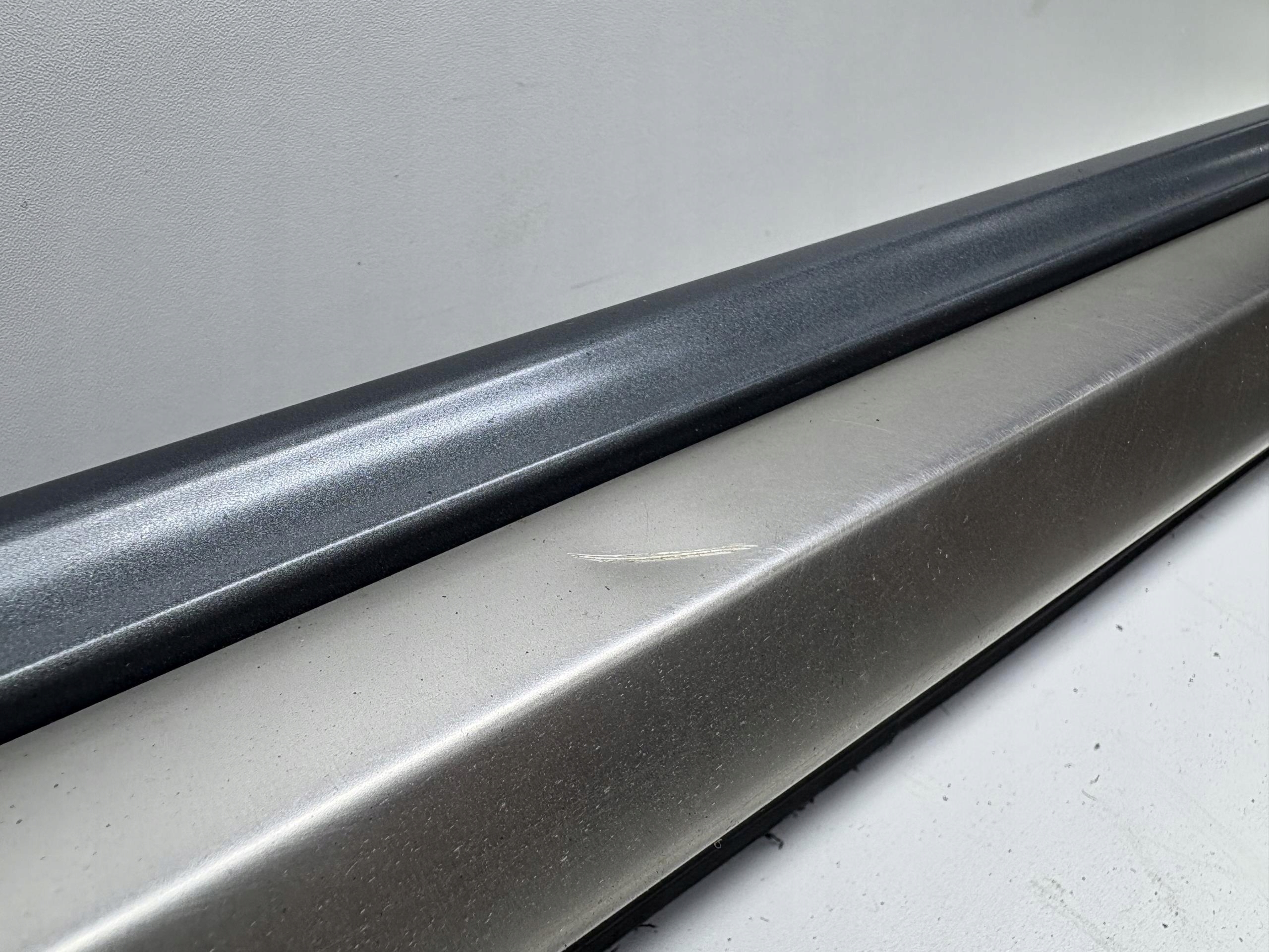 moulding threshold left AUDI A6 C7 ALLROAD 4G9853855A