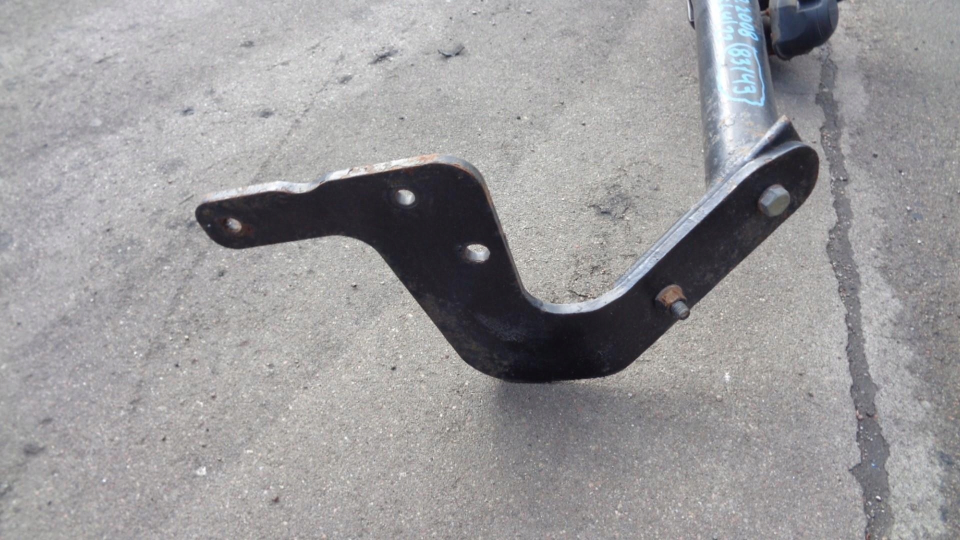 HAK HOLOWNICZY KULA PEUGEOT 2008 1.6B 88KW 15R Rodzaj kuli Odkręcana