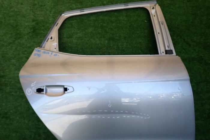SEAT IBIZA V 17- door right rear. rear part