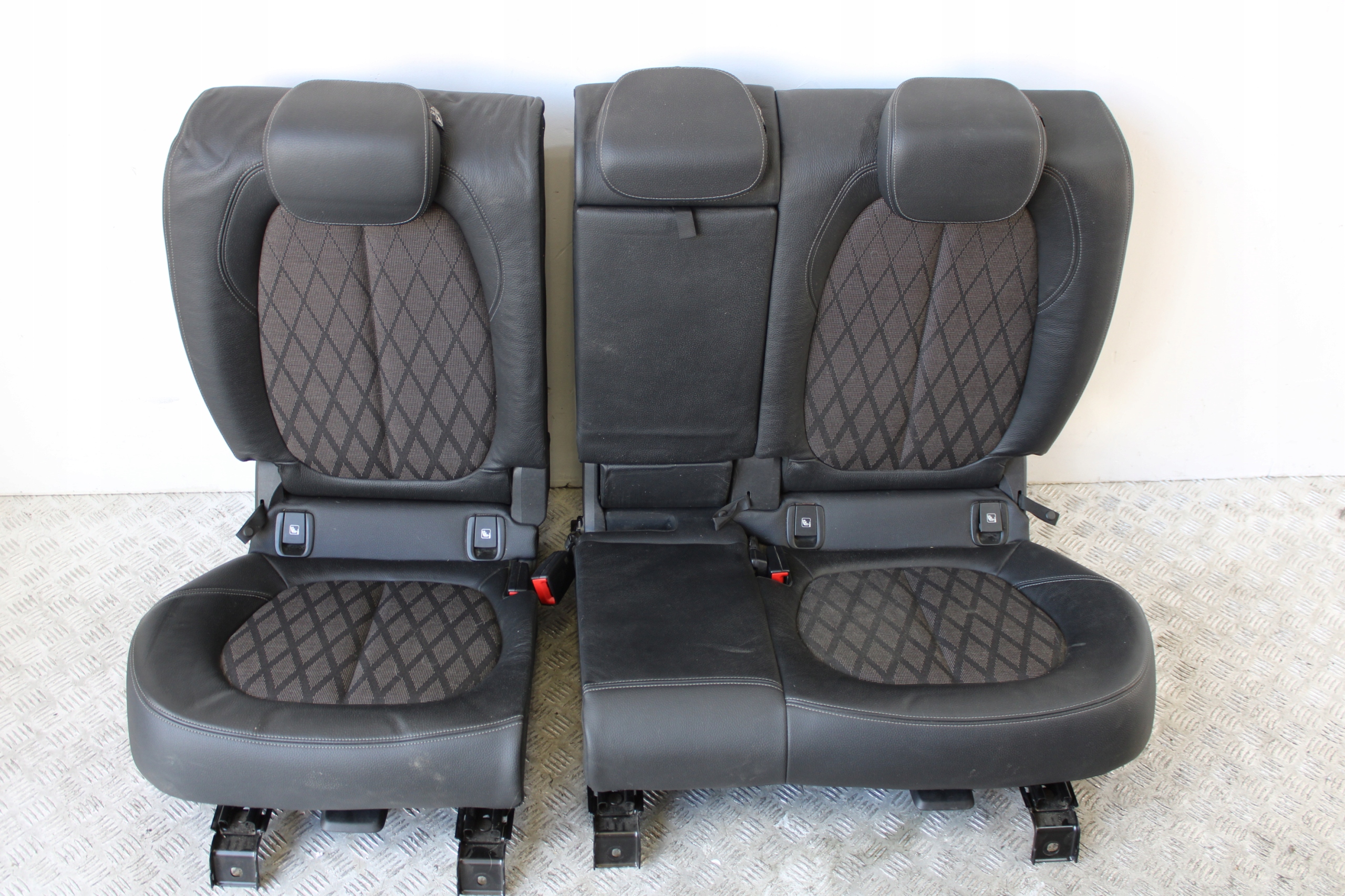 seats inner upholstery semi leather BMW X1 F48