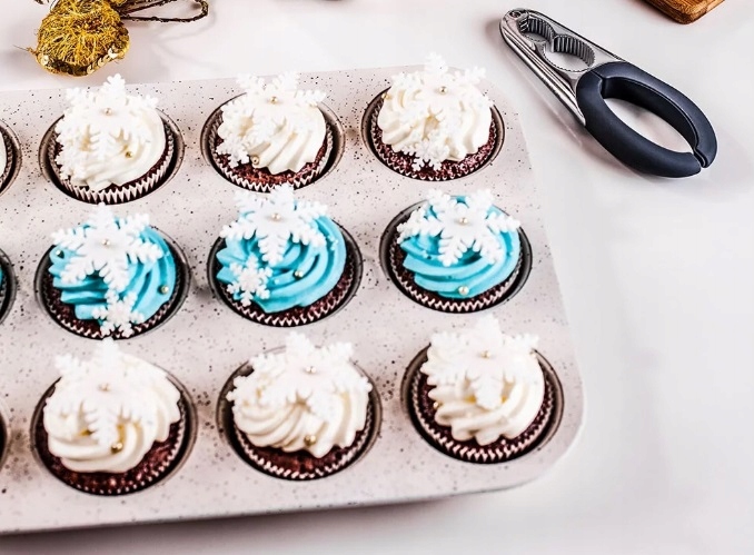 FORMA DO PIECZENIA MUFFINÓW BABECZEK AMBITION 12 Marka Ambition