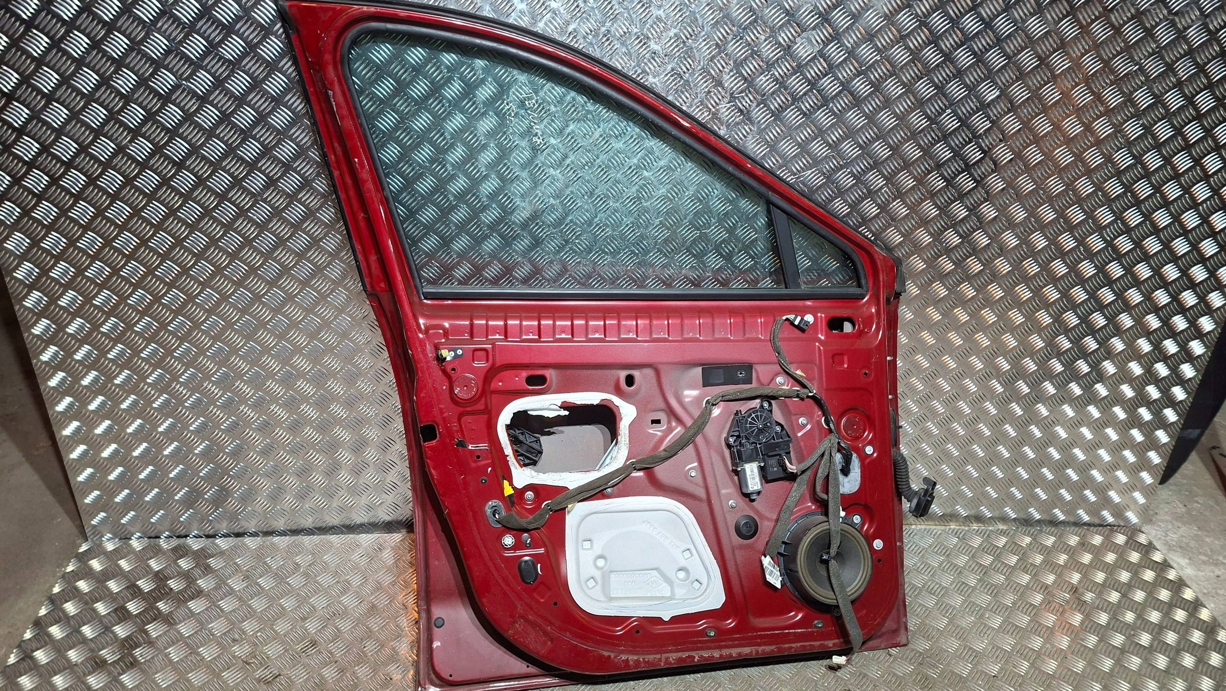 dveře levé předek RENAULT SCENIC III 2009