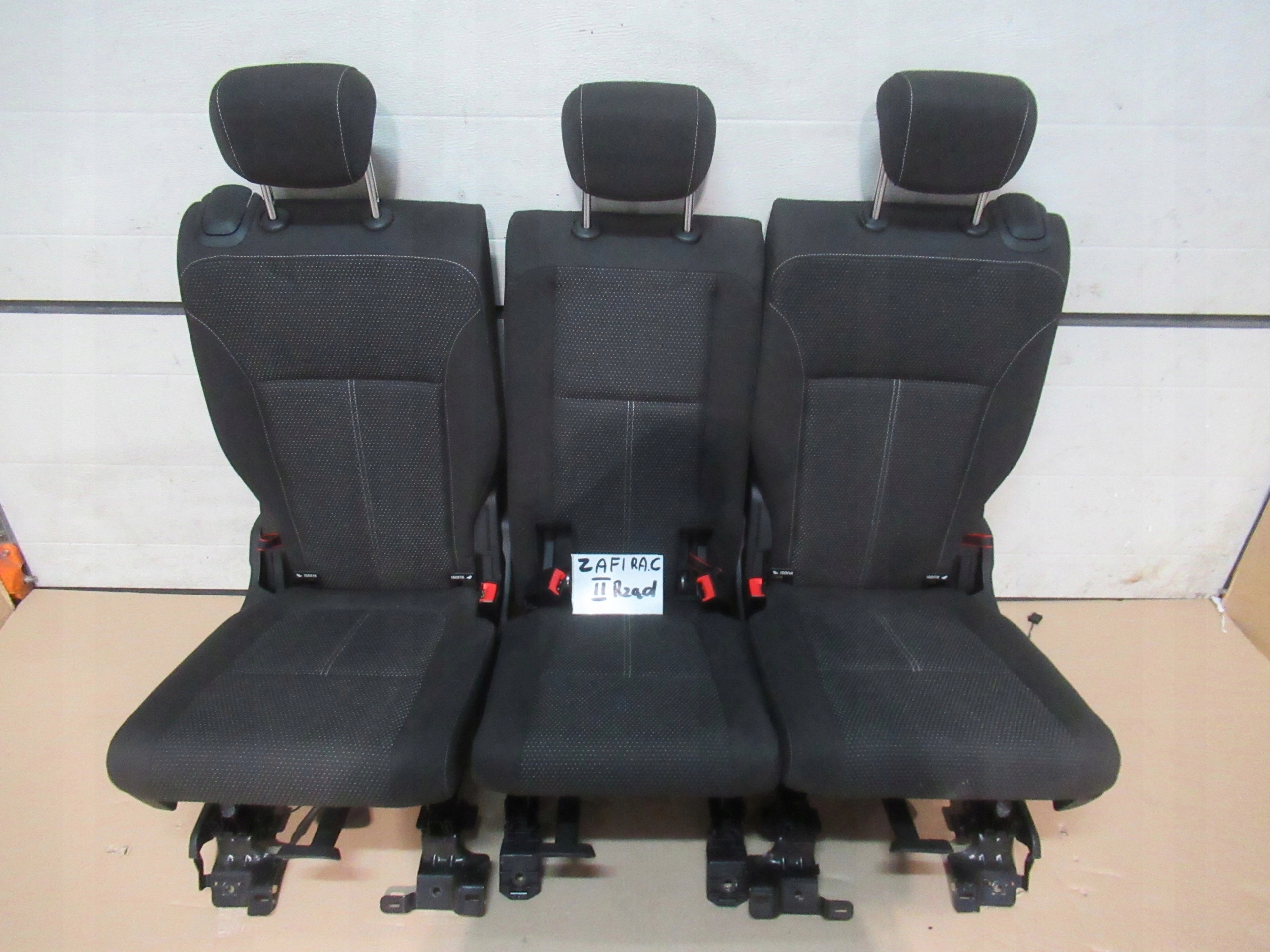 кресла 2 opel ZAFIRA C 12/19