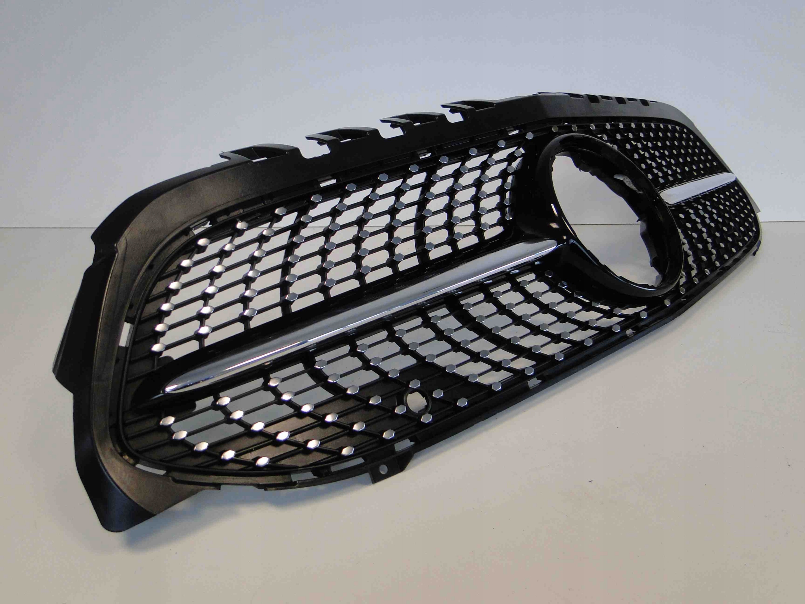 MERCEDES A KLASA W177 177 GRILL ATRAPA DIAMENT EAN (GTIN) 5905232012089