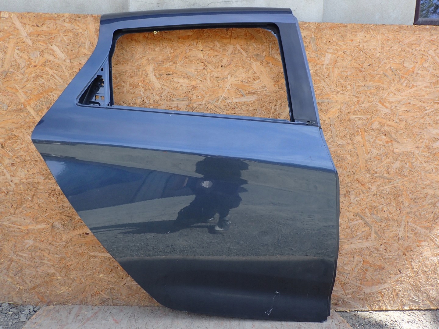 door right rear. right rear part RENAULT ZOE BFM 2012