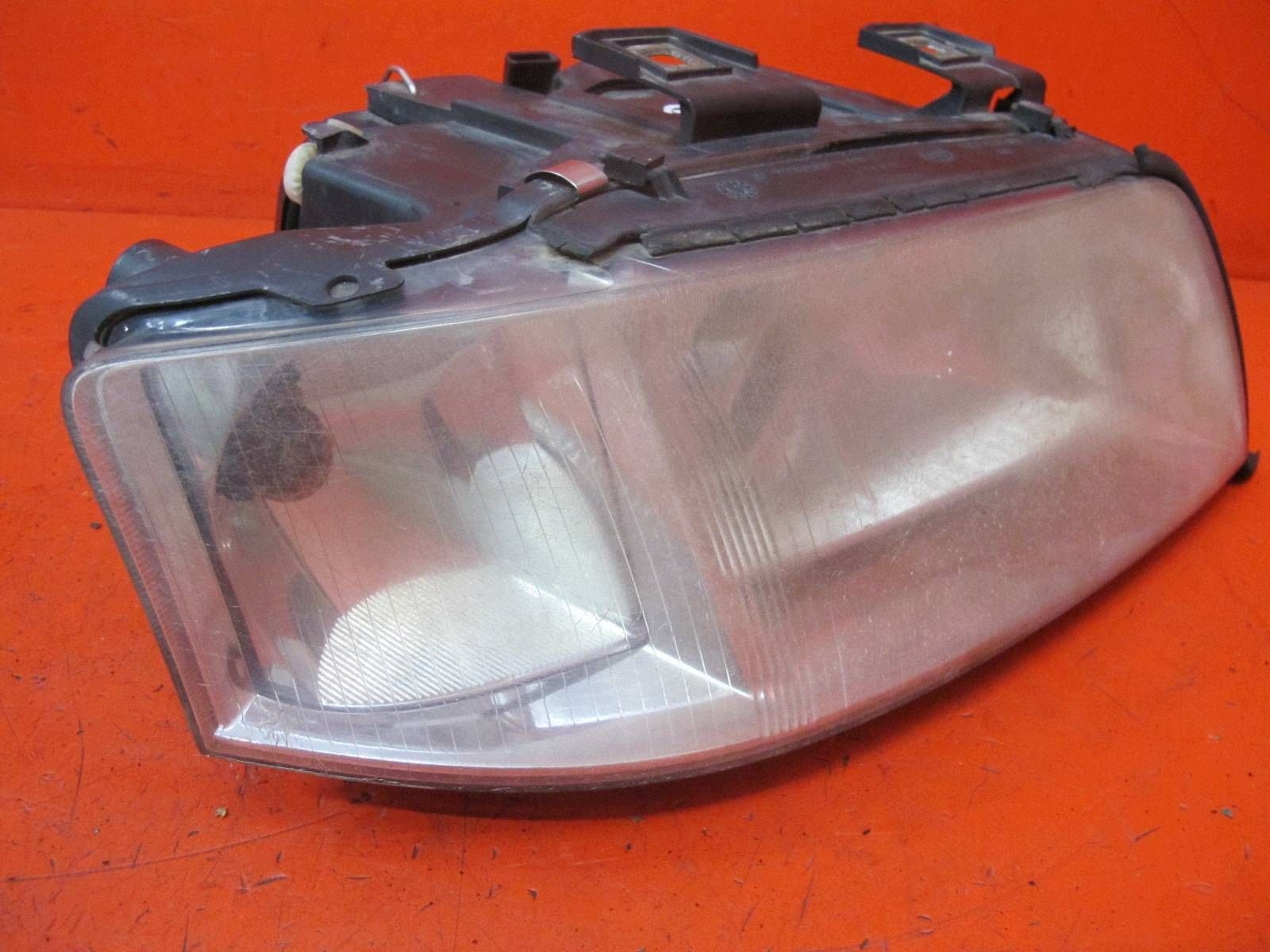 AUDI A6 C5 4B 4B2 right XENON 97-01 light front right HELLA control unit EU