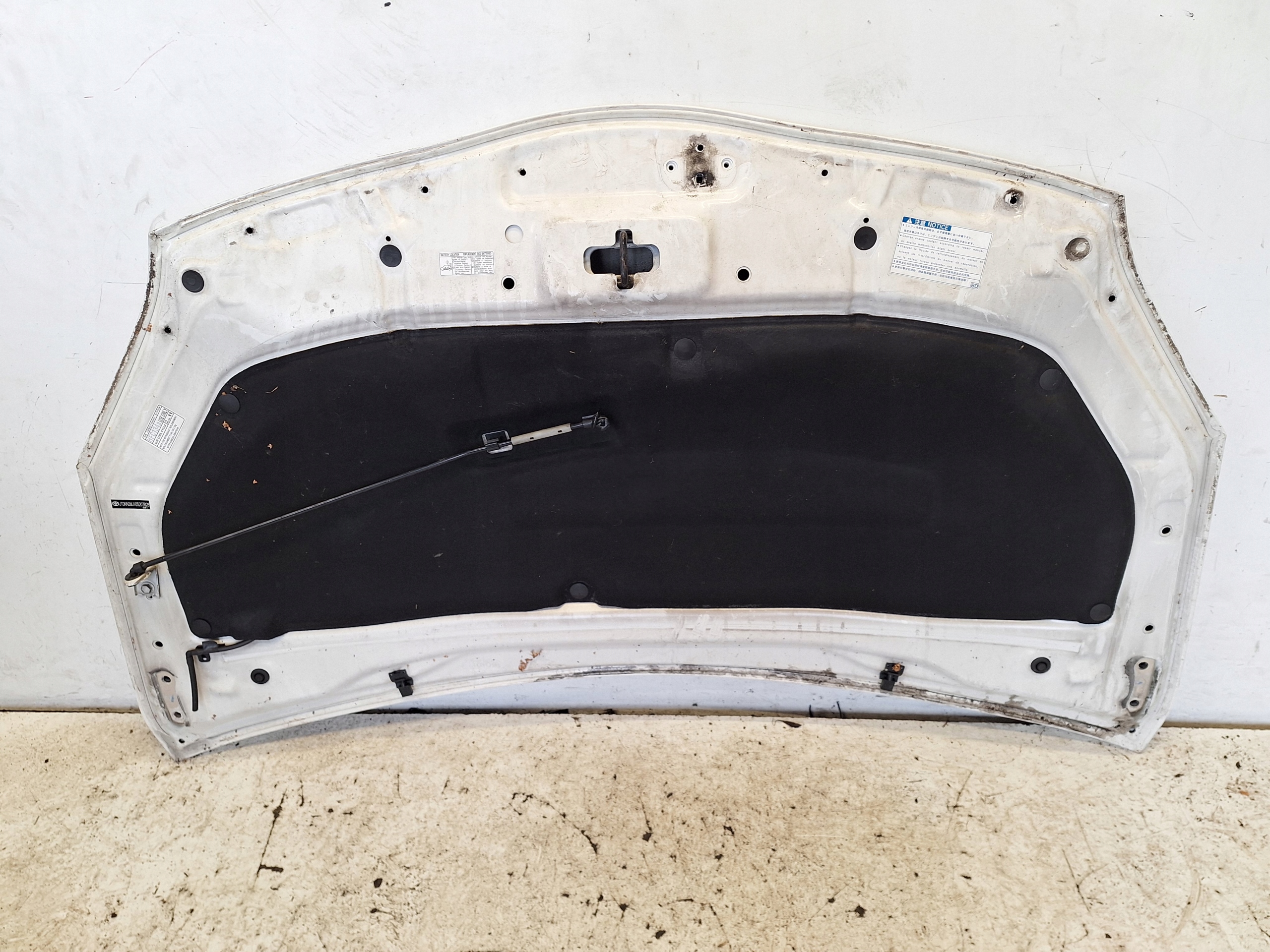 TOYOTA PRIUS III 09-15 Capot