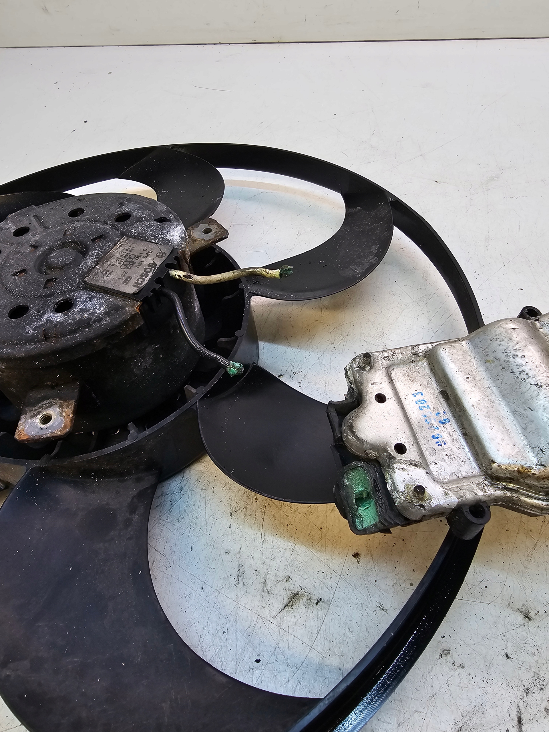 radiator fan small AUDI A6 C6 2.7 3.0 TDI 4F0959455J