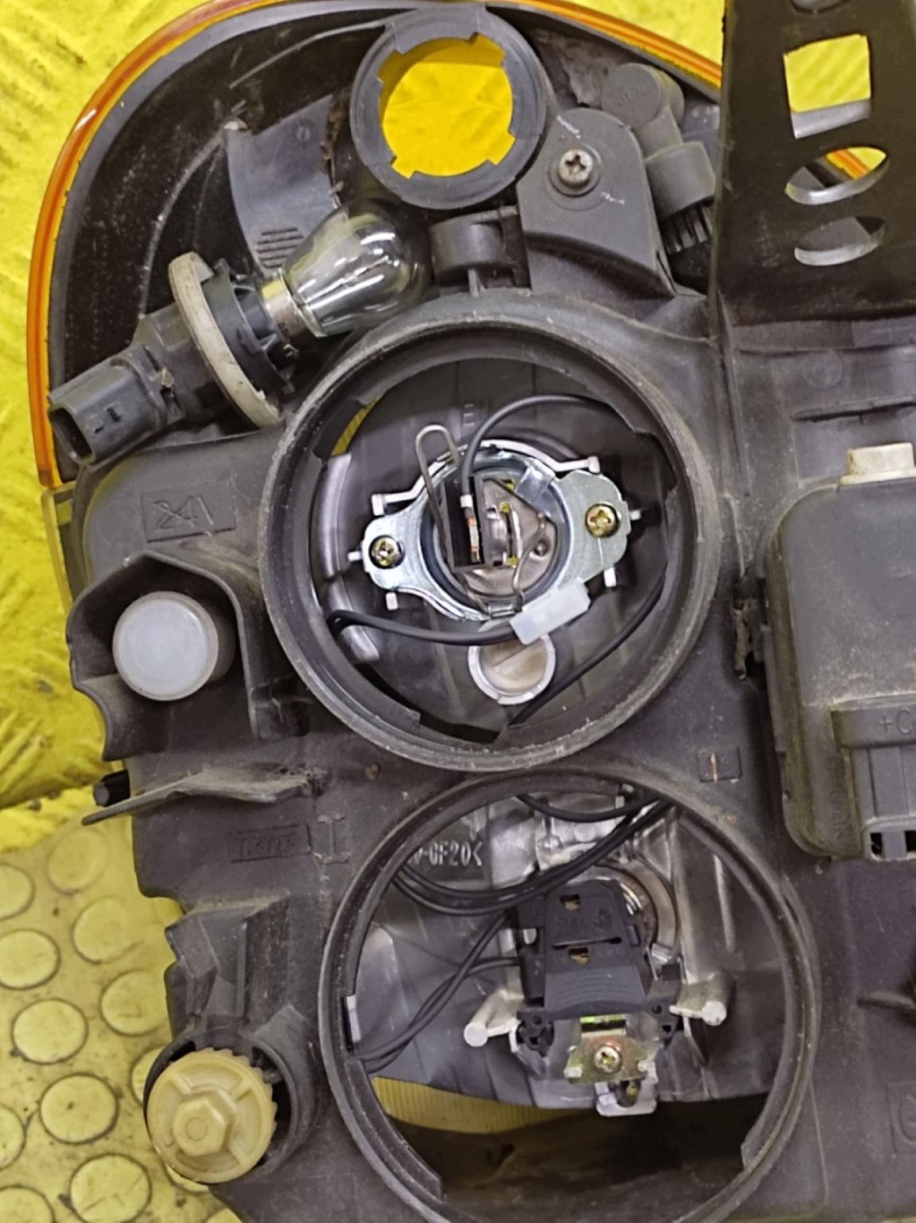 RENAULT MODUS REFLEKTOR Licht links vorne 8200301829