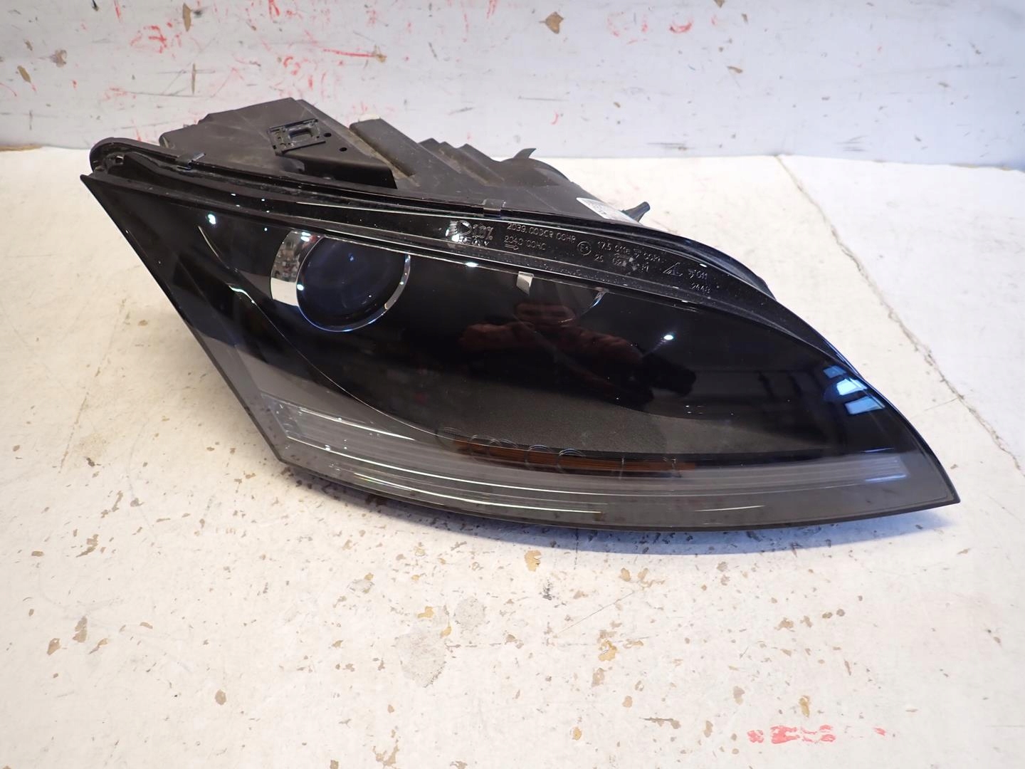 Licht vorne vorne rechts AUDI TT 2006- 8J0941004M