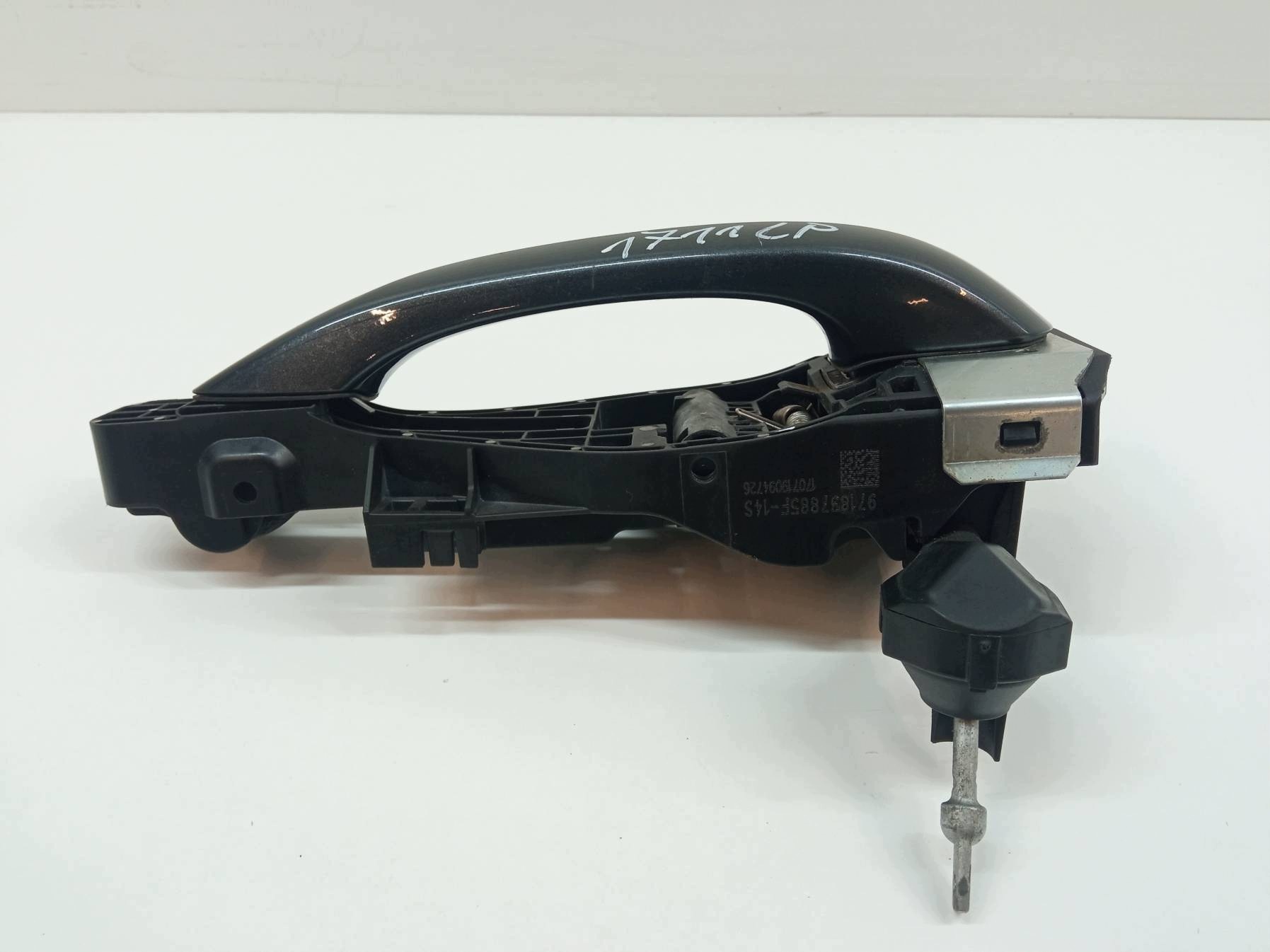 handle exterior left front M7R LM7R 971837885F Porsche Panamera II 971