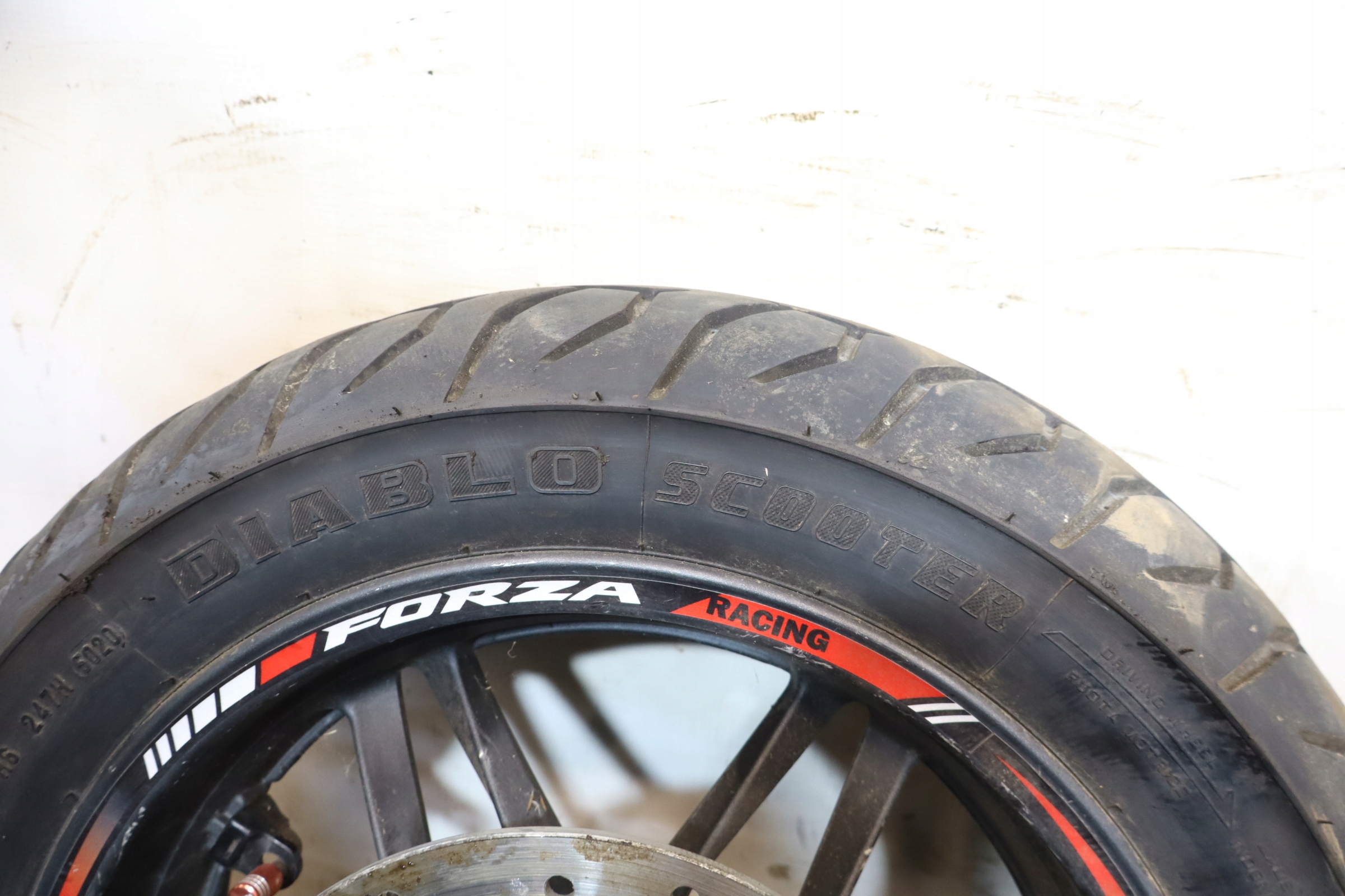 KOŁO FELGA 140/70/14 R14 HONDA NSS FORZA 300 Stan opakowania uszkodzone
