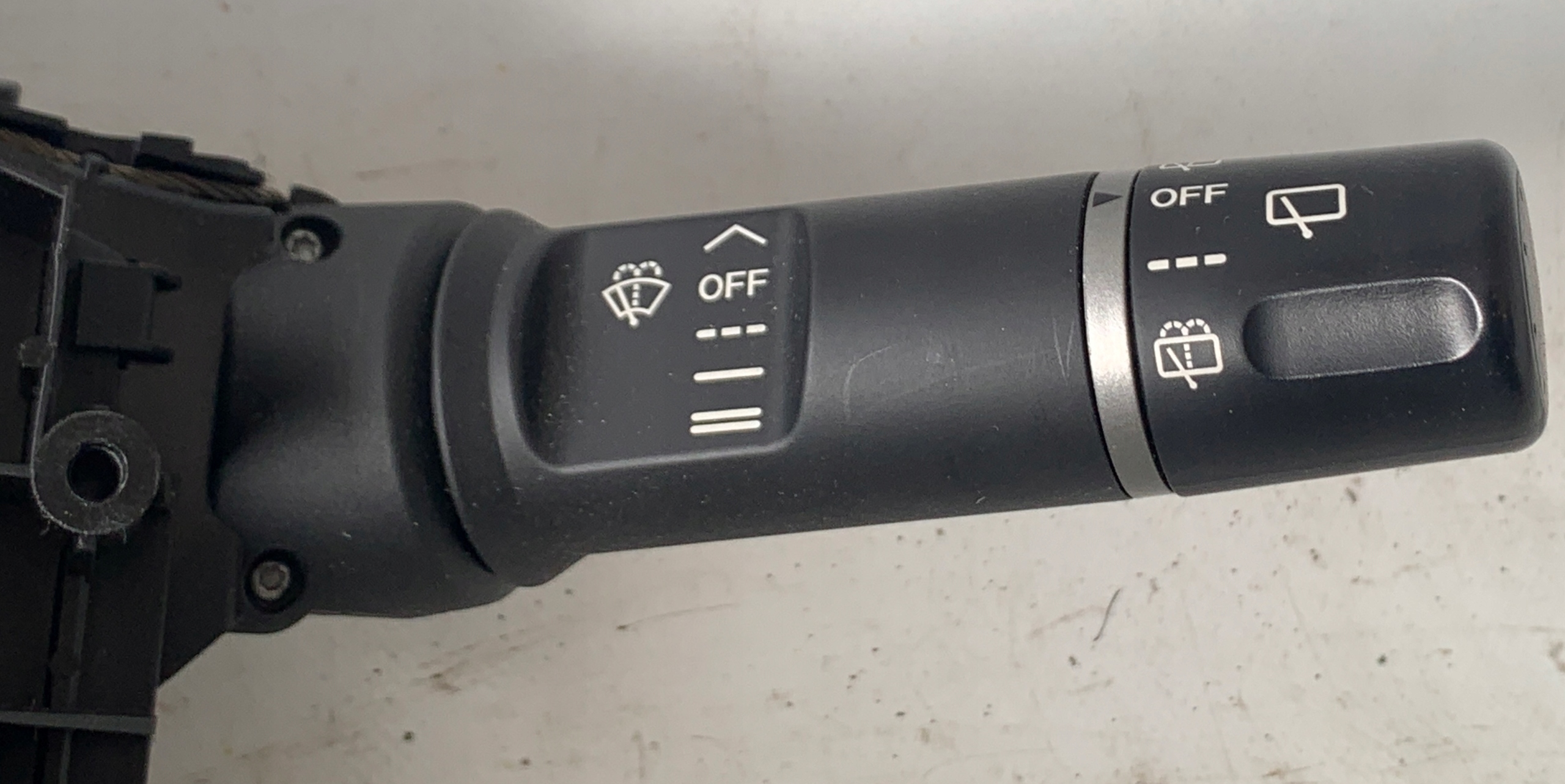 switch ZEPSOLONY MAZDA 2 DE 07- DF7166120A