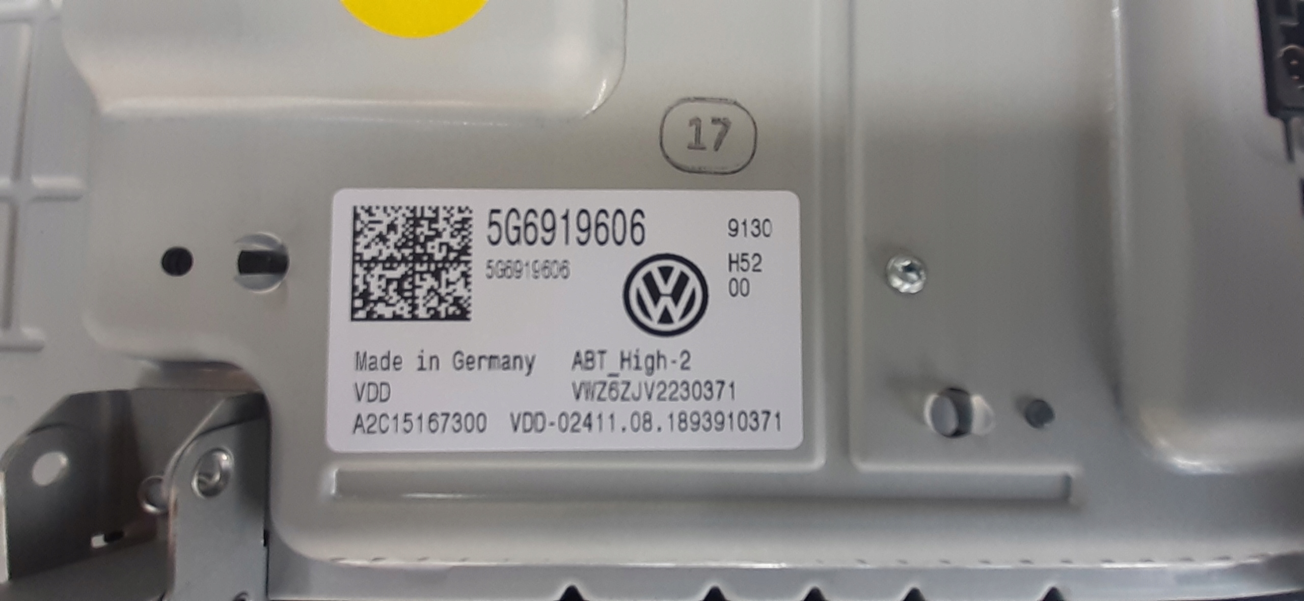 радио 5G6919606 vw GOLF VII 2019R 22KM