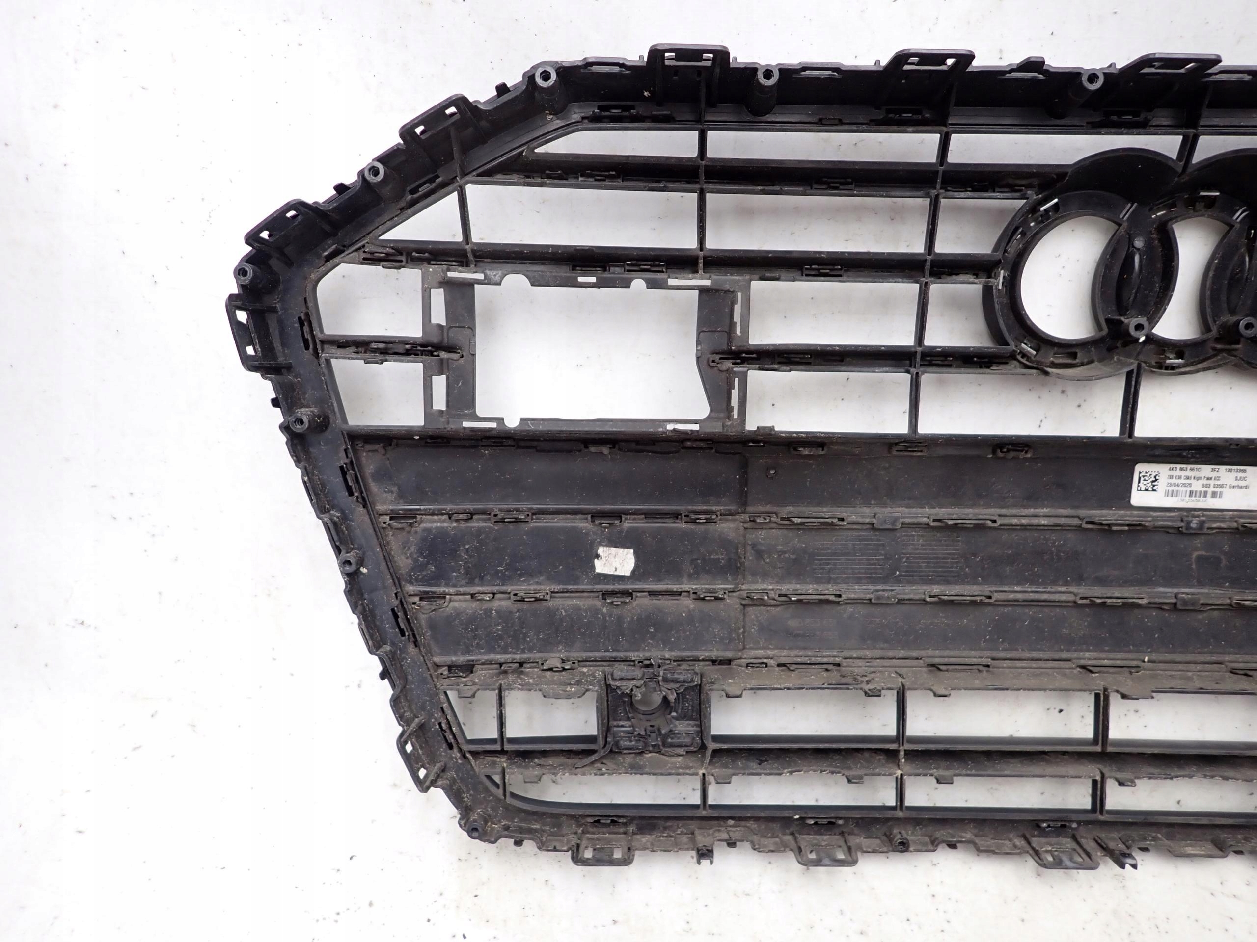 AUDI A6 C8 4K 18-> grill grille radiator PDC