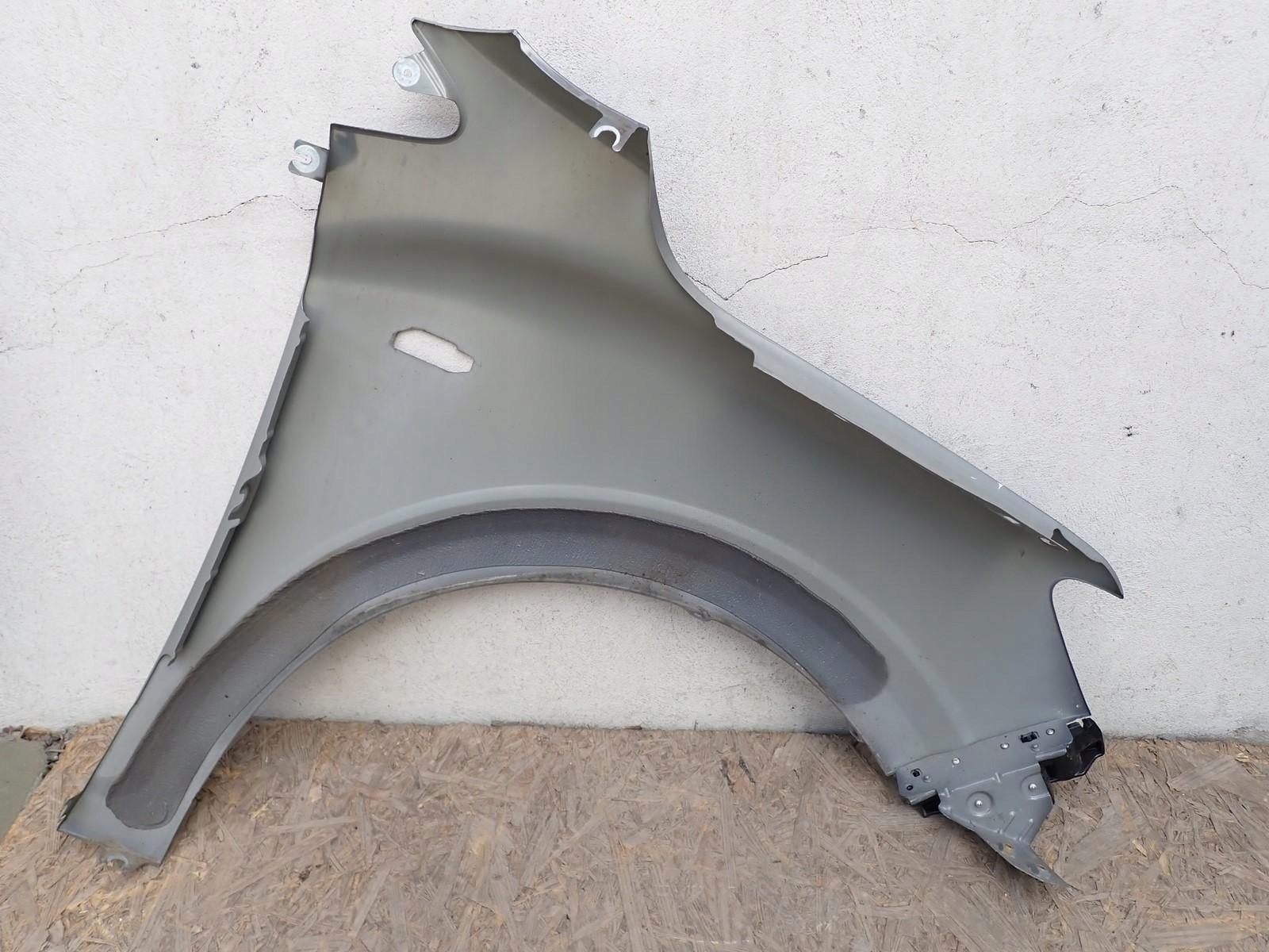 fender left front front DACIA SANDERO 3 III 2021- 631018101R