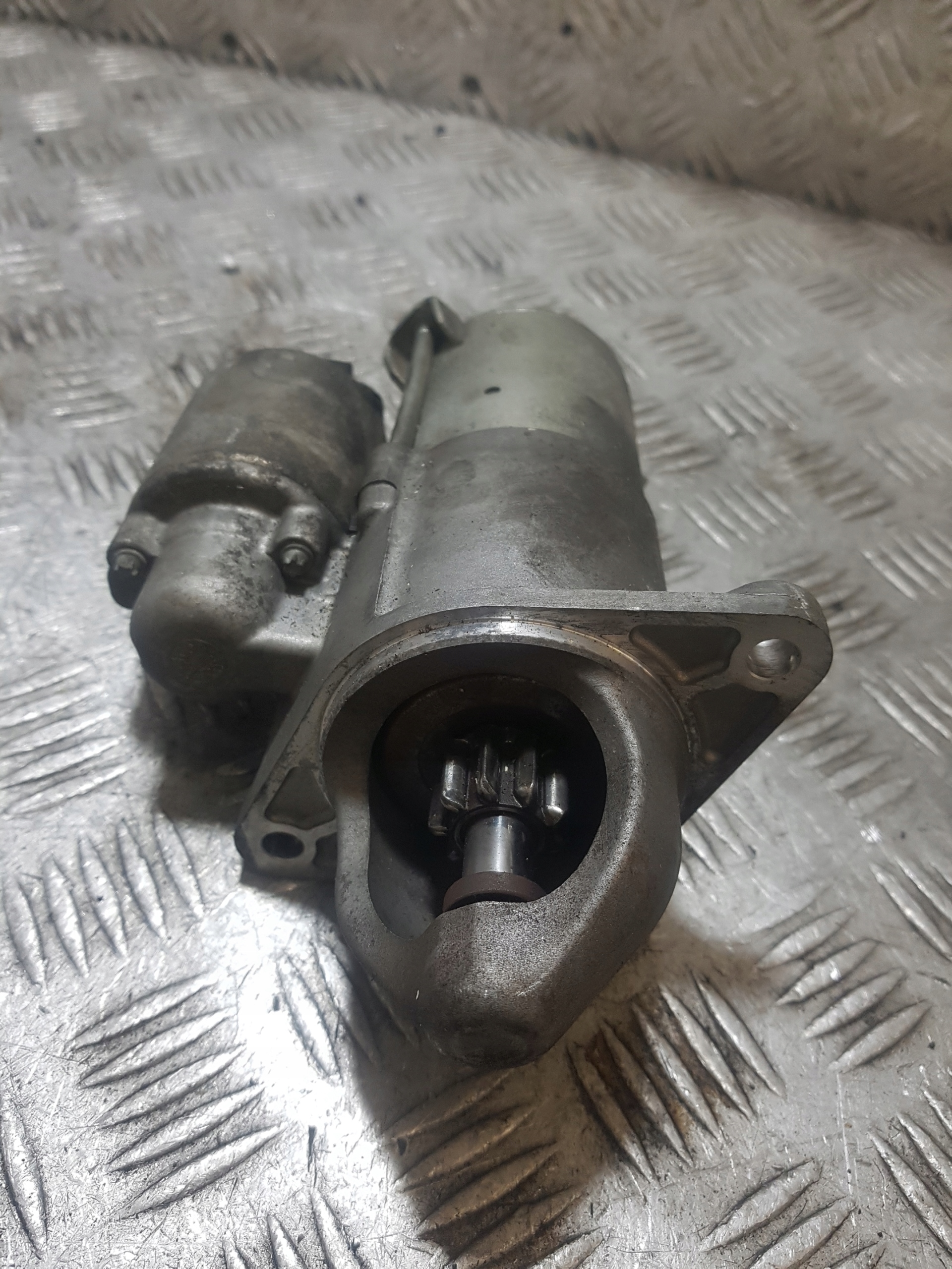 starter OPEL ASTRA H 55556992 1.6 B
