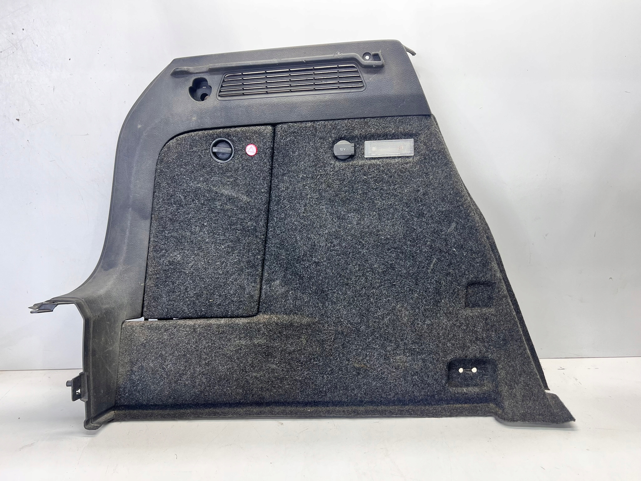 boot upholstery left VW TIGUAN 5N0867427R