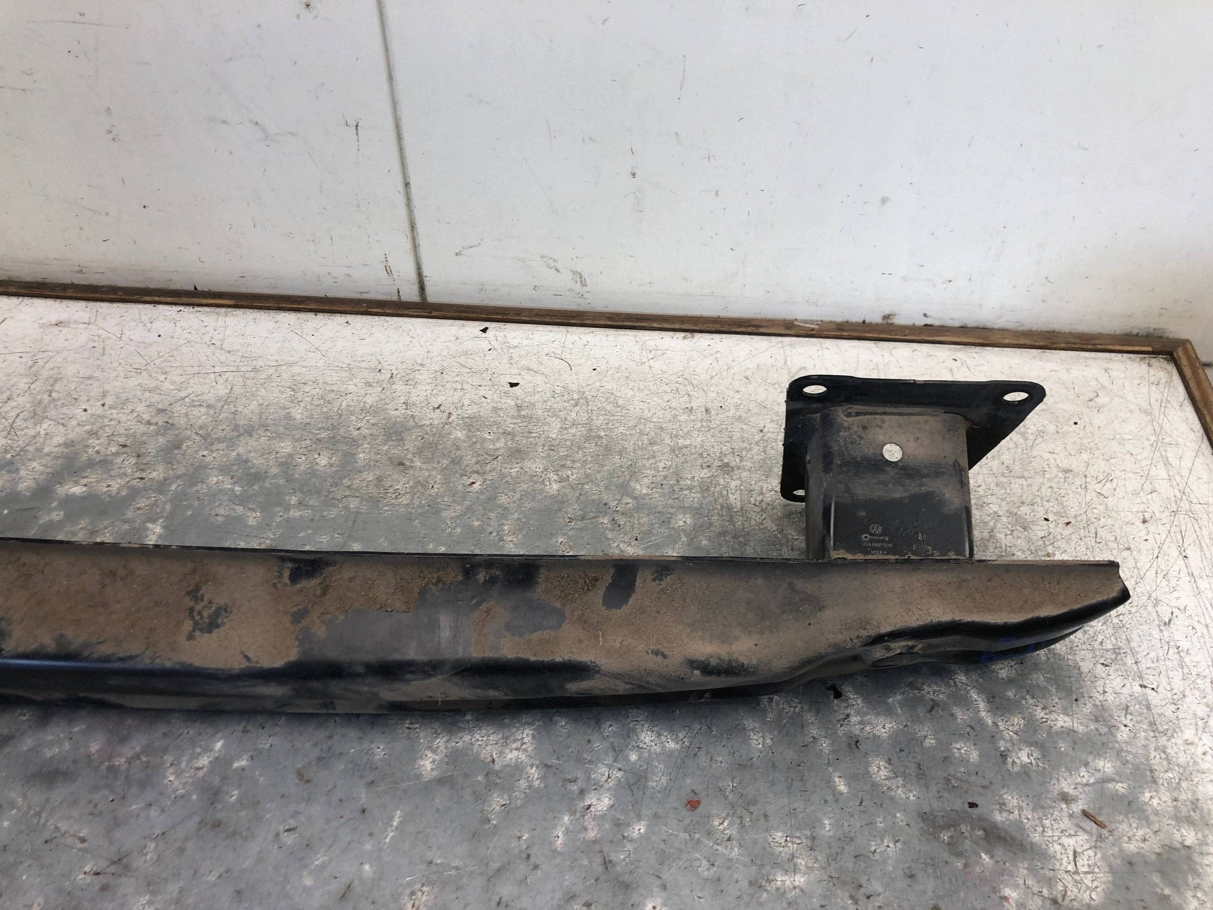 Stoßstangenträger heck VW PASSAT B7 KOMBI 3AA807558