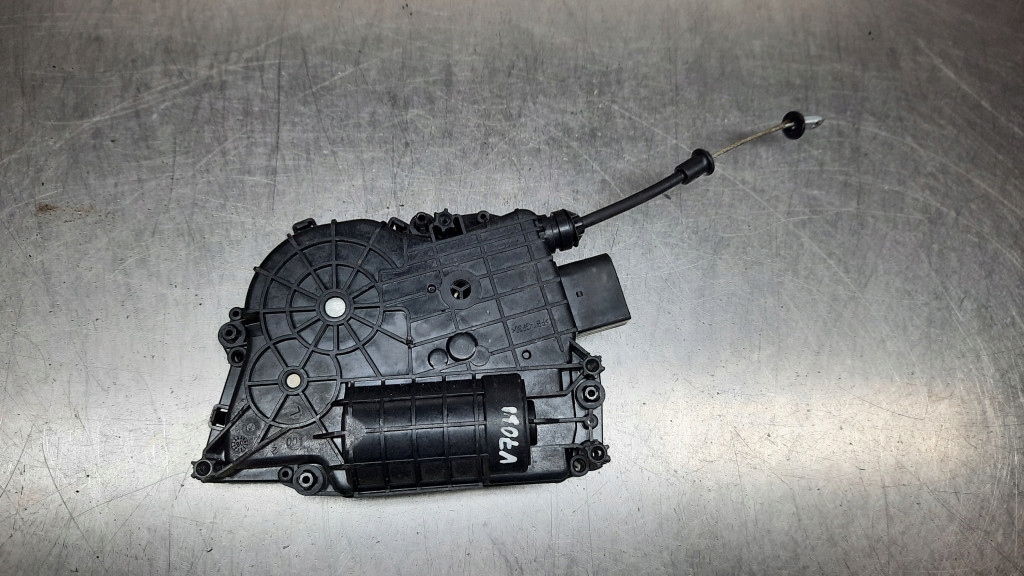 ZAMEK KLAPY 4180 8120 00 VOLVO V70 III 2.5T 07R FWD za 250.00PLN z