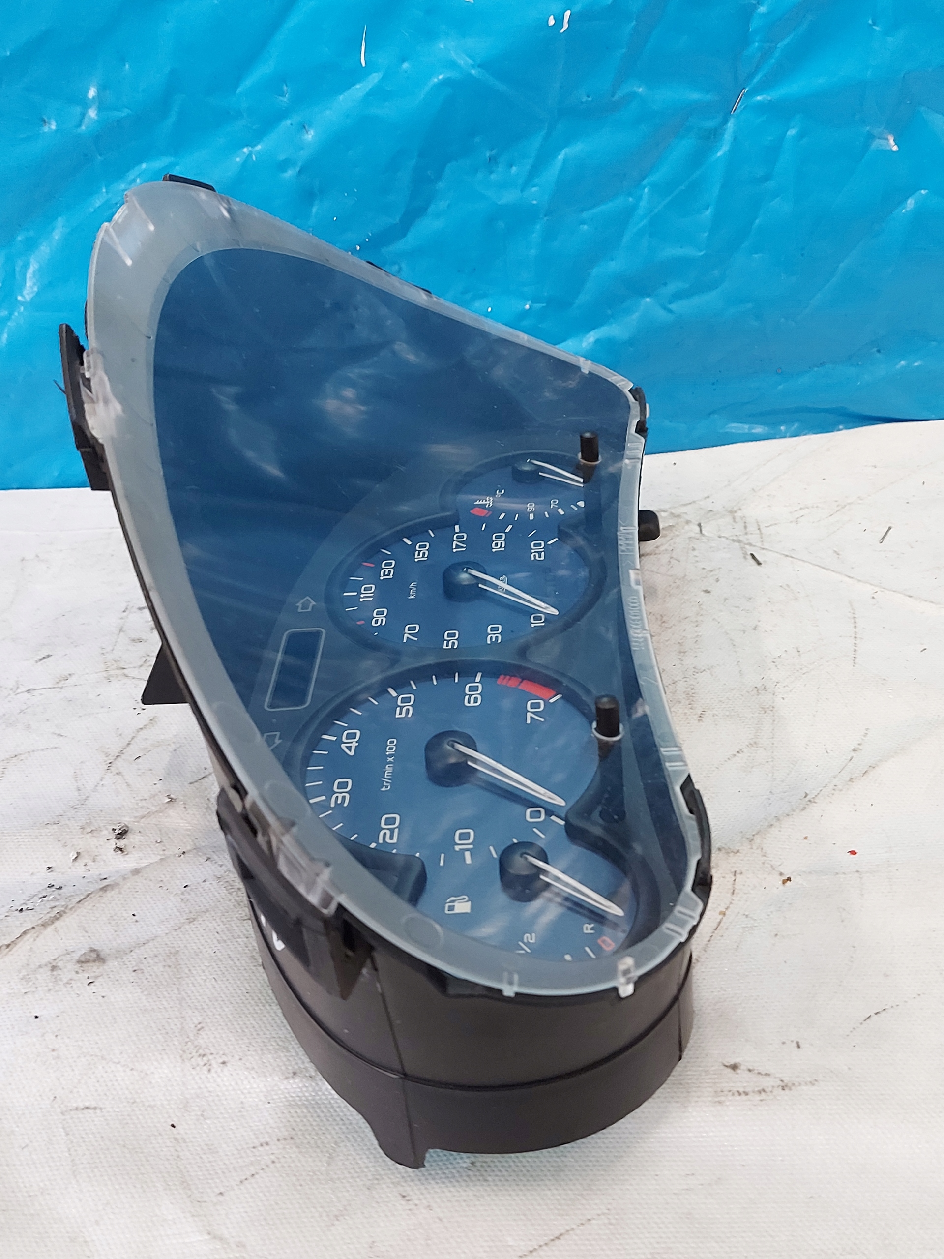 dials clock BERLINGO and 1.6 16V 9656801580