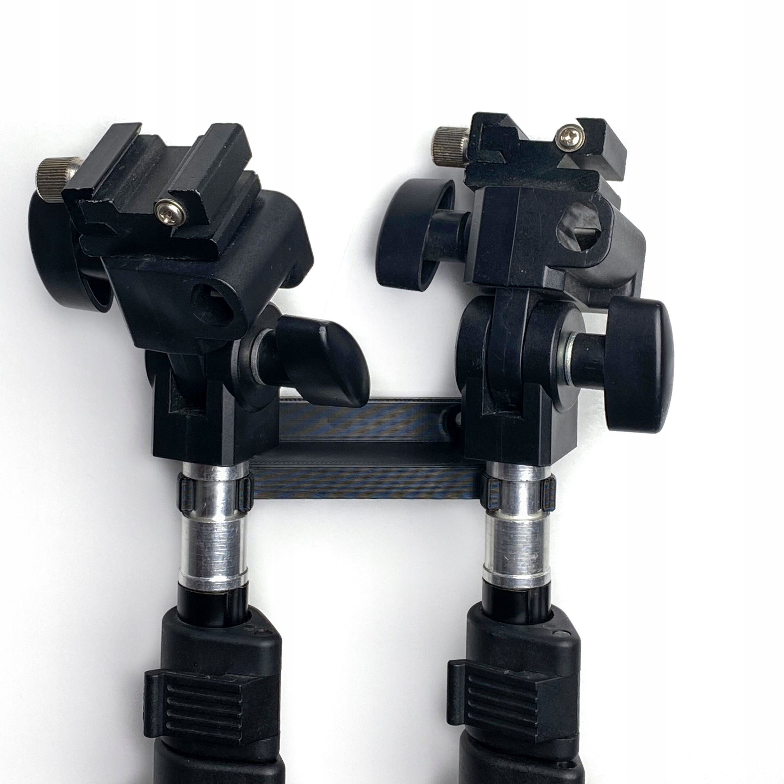 WIESZAK UCHWYT NA STATYWY OŚWIETLENIOWE PODWÓJNY Kod producenta wieszak-oswietleniowy