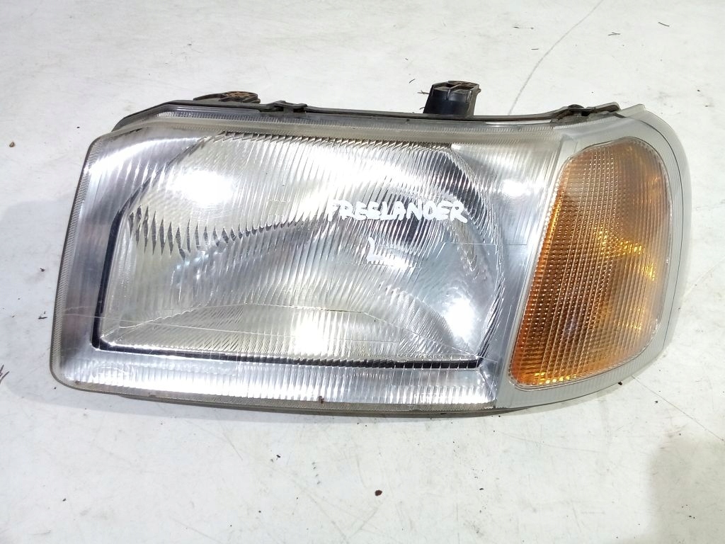 Land Rover Freelander and light left front EU