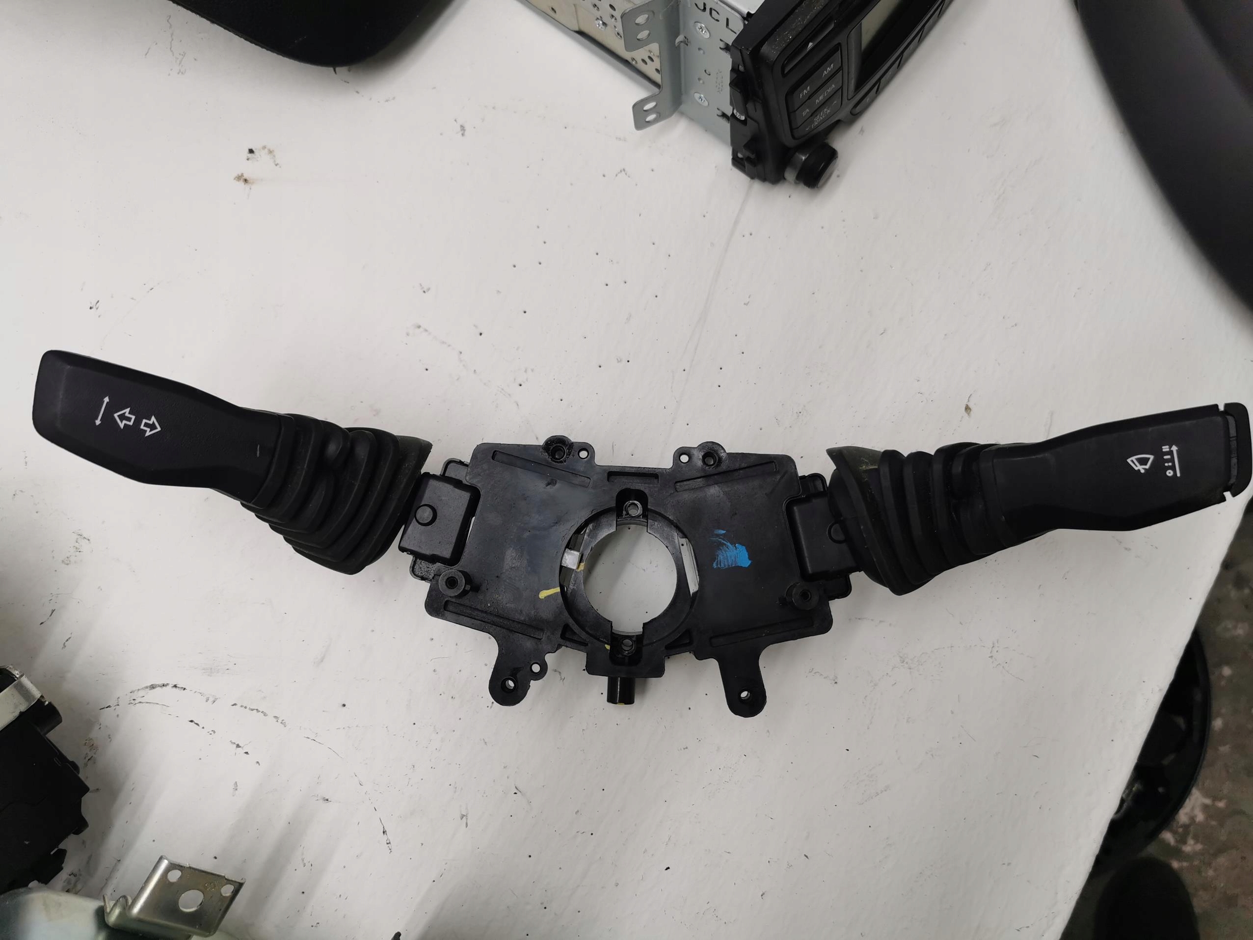 steering wheel levers and controls OPEL ANTARA 06-15