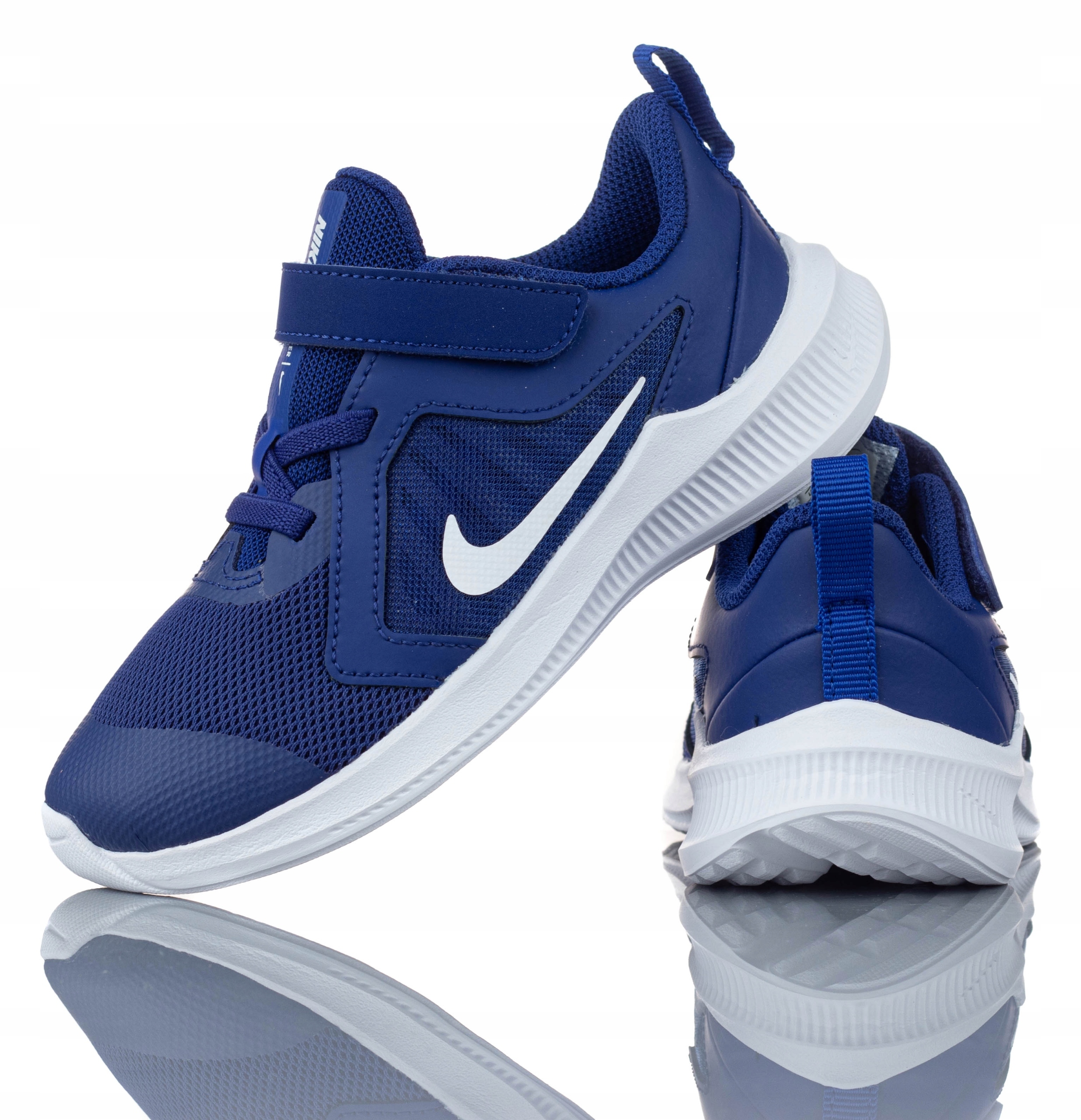

Buty Dziecięce Nike Downshifter 10 Lekkie R-21