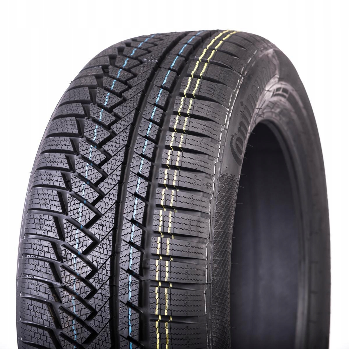 4x Opony Zimowe 235/60R18 Continental TS850P 103H