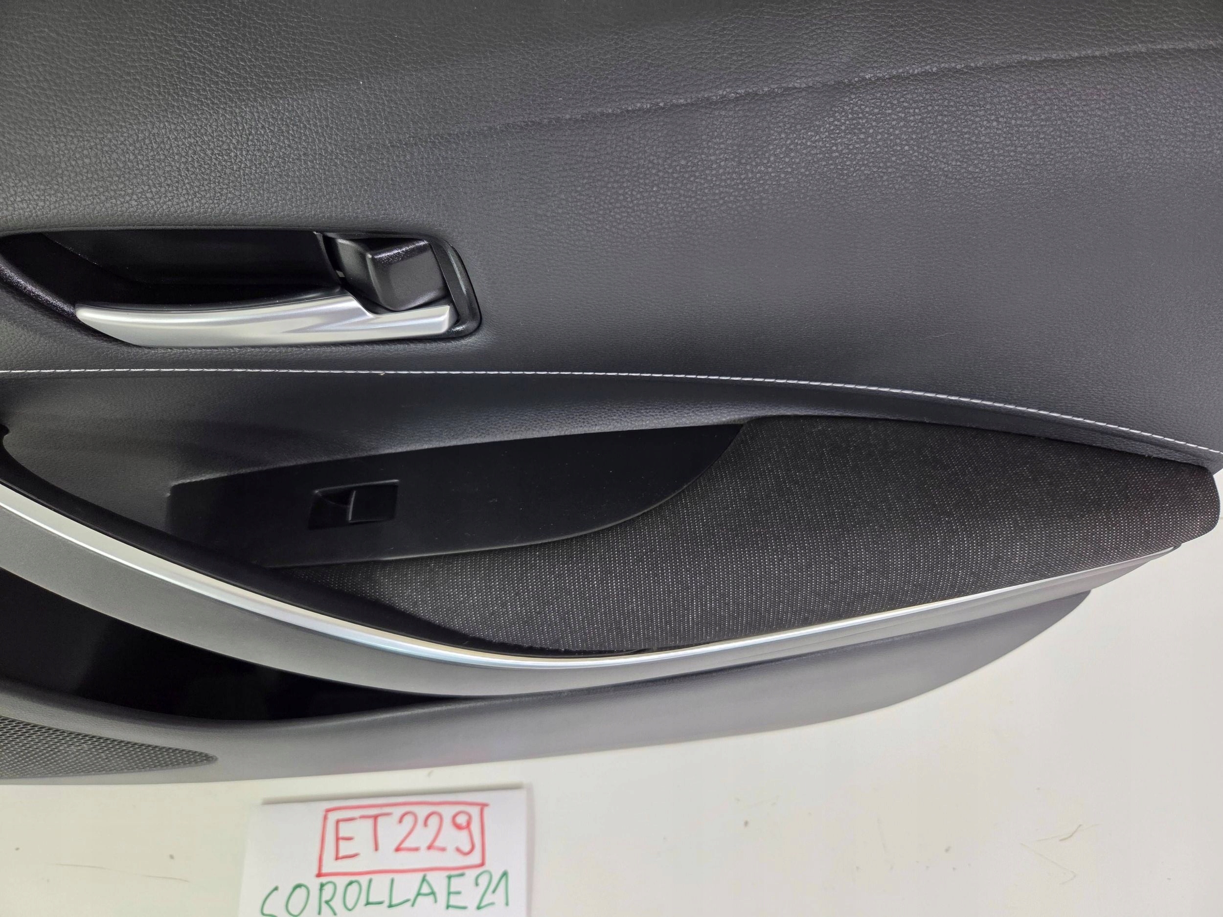 Toyota Corolla E210 E21 side door front right 6761102860 (ET229)