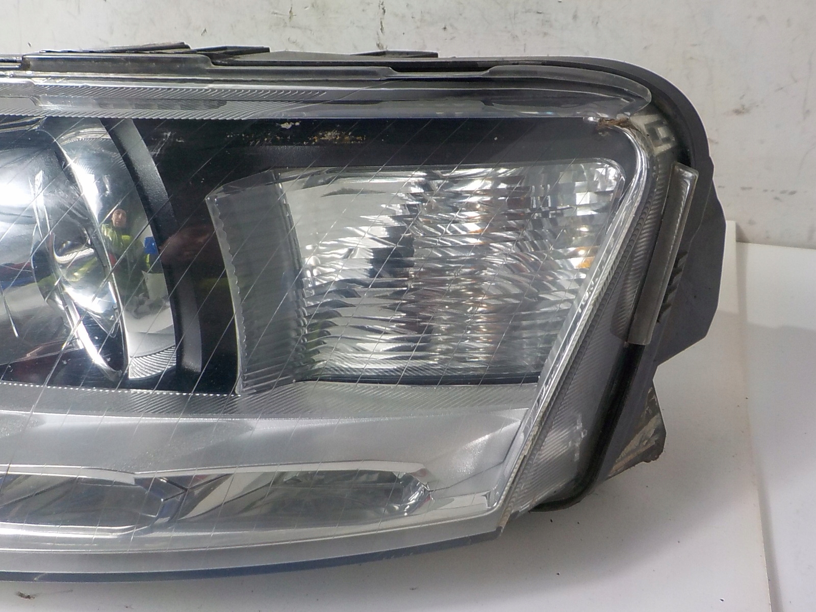 AUDI A6 C6 LIFT LED light left front front UK