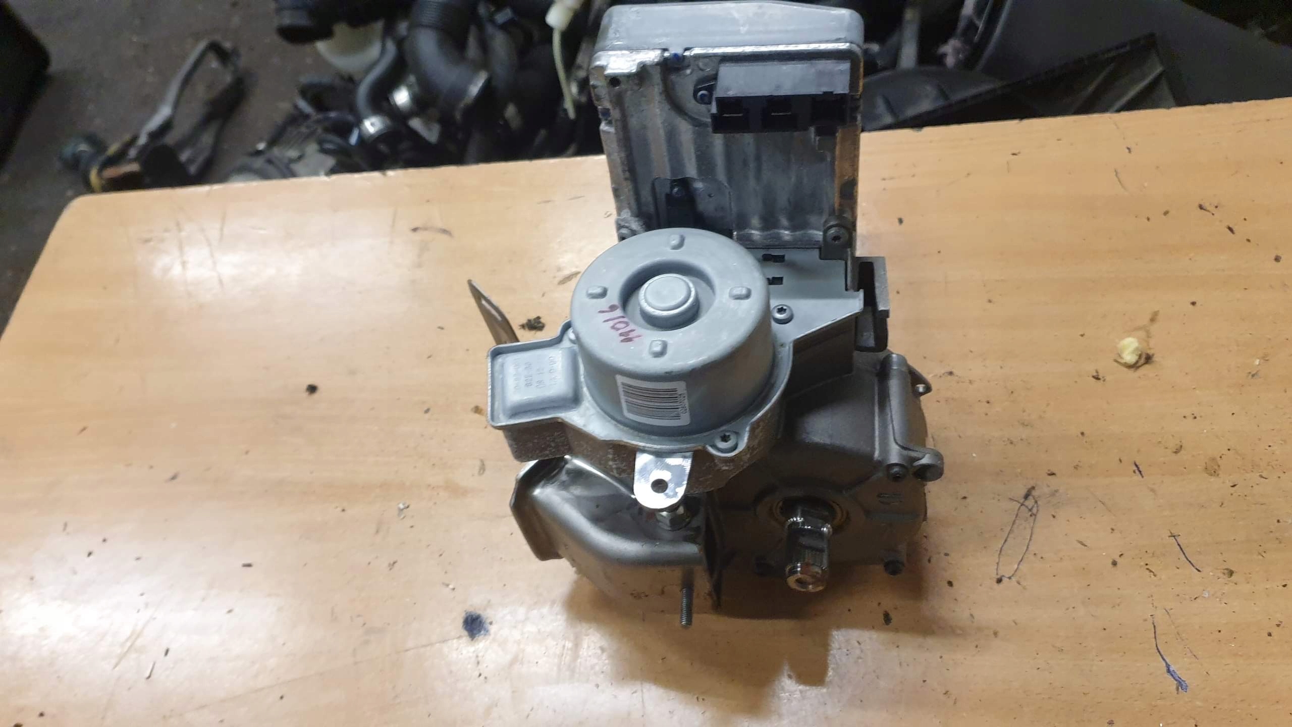 FITA10 - FORD FIESTA MK7 ЭЛЕКТРОУСИЛИТЕЛЬ ЕВРОПА